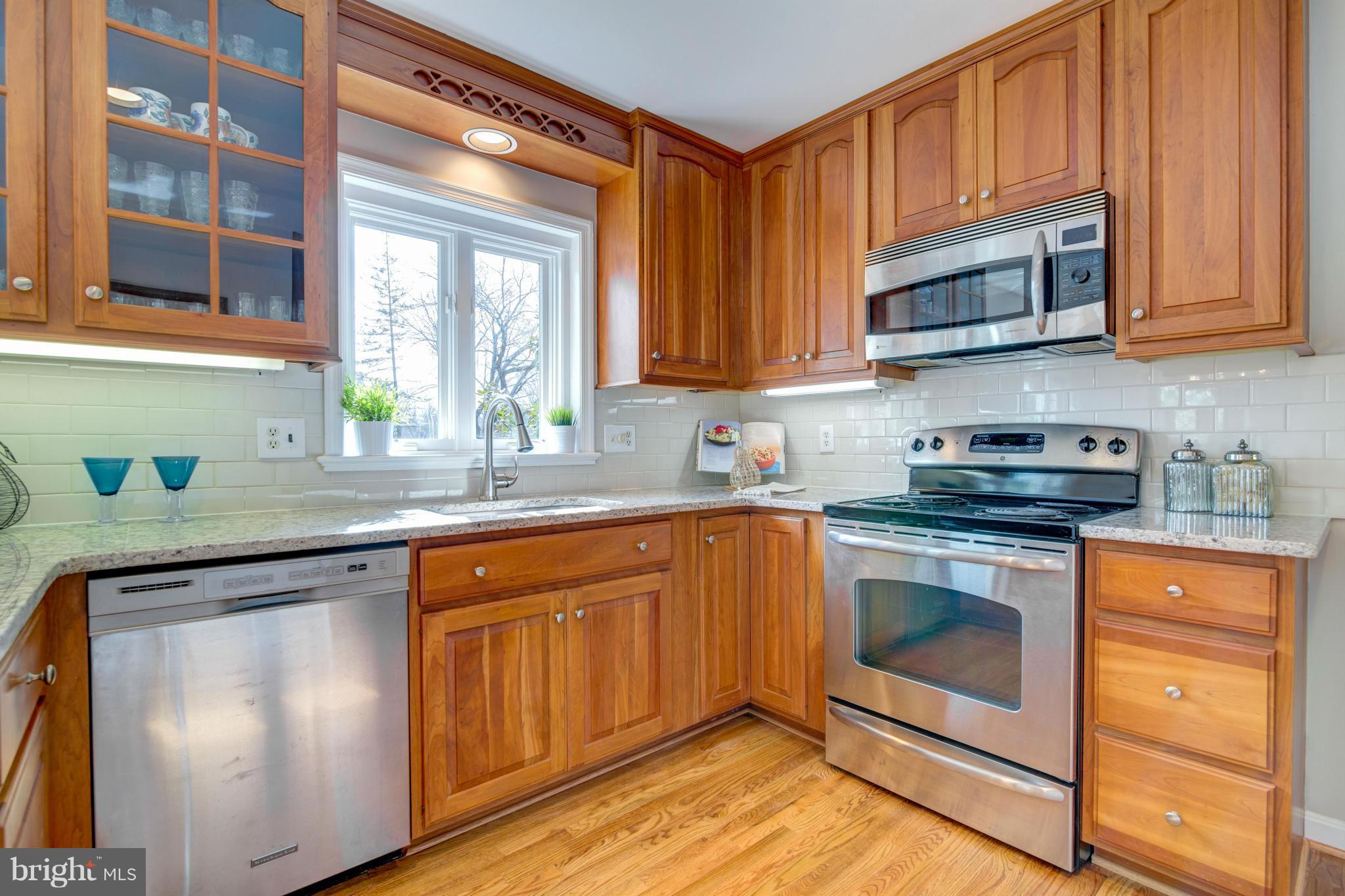 MC LEAN HAMLET - Residential