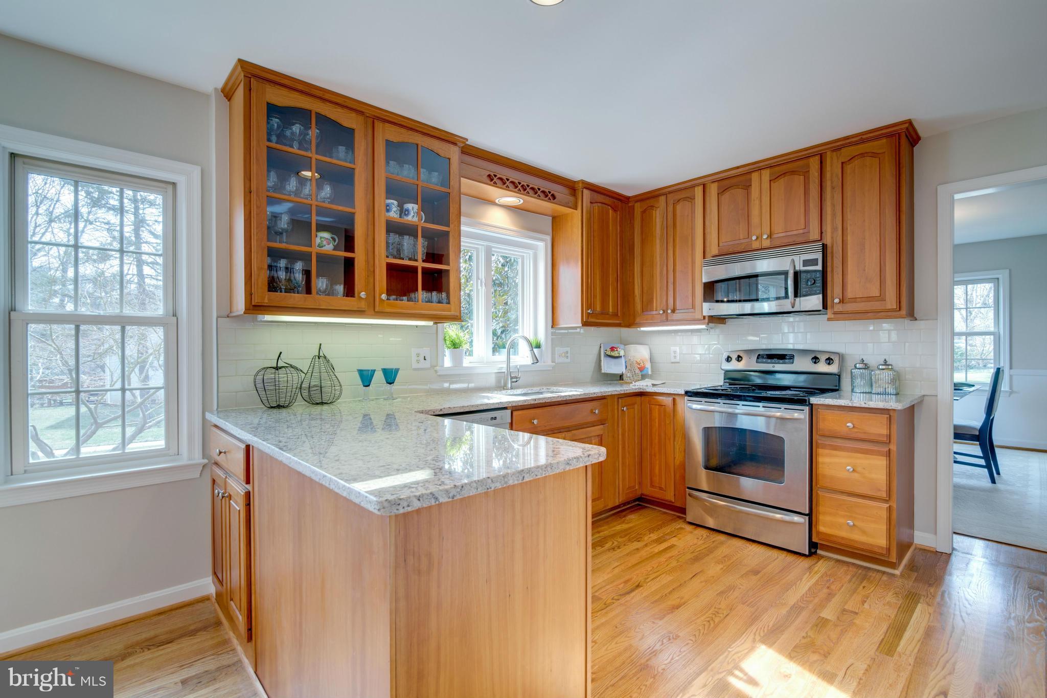 MC LEAN HAMLET - Residential