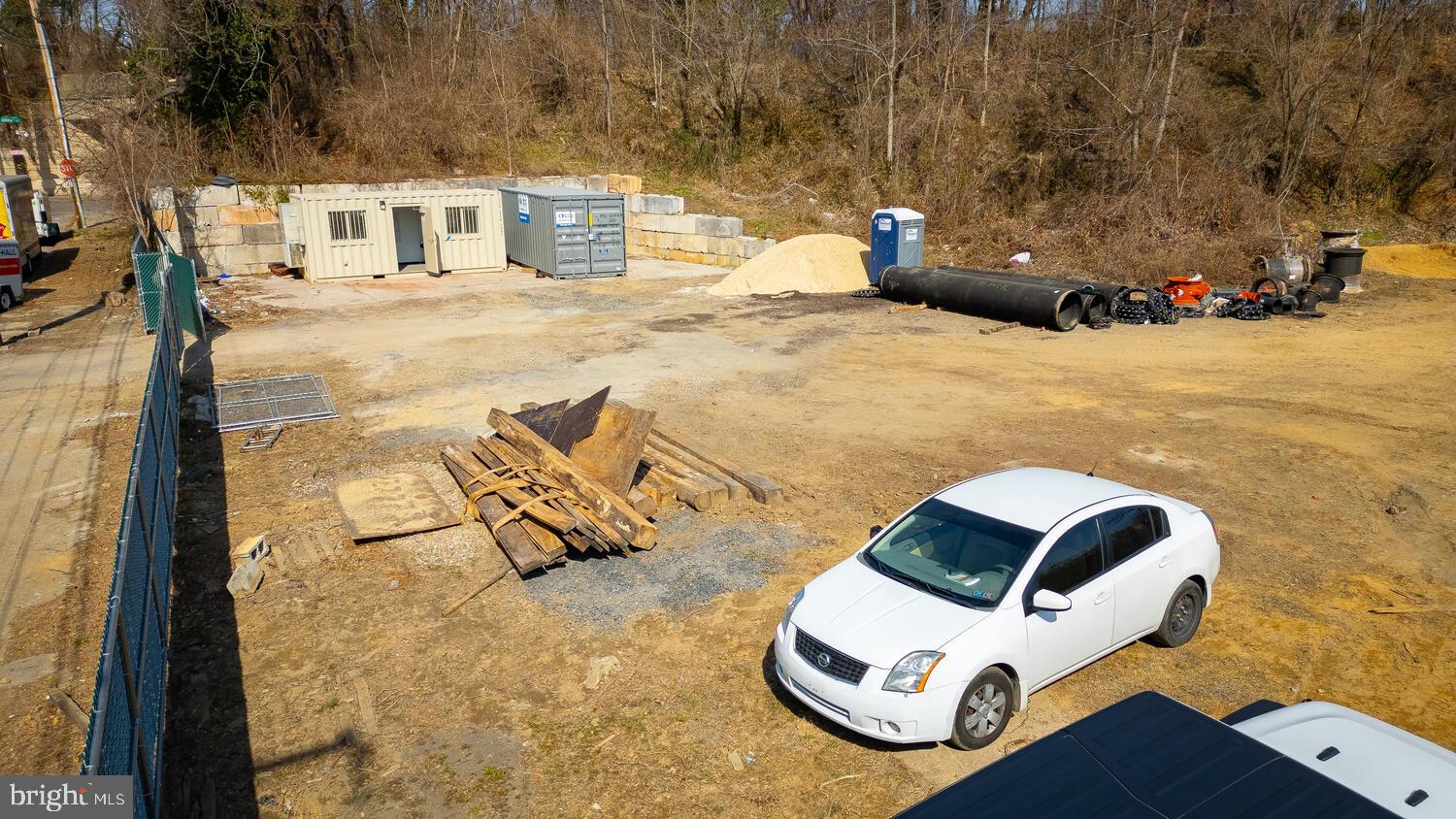 GERMANTOWN (EAST) - Commercial Lease