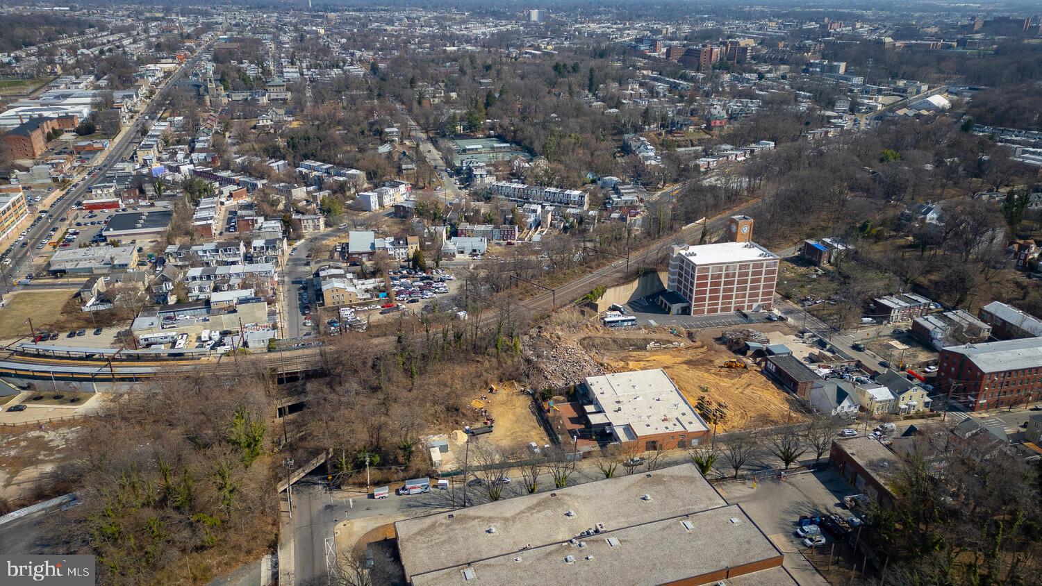 GERMANTOWN (EAST) - Commercial Lease