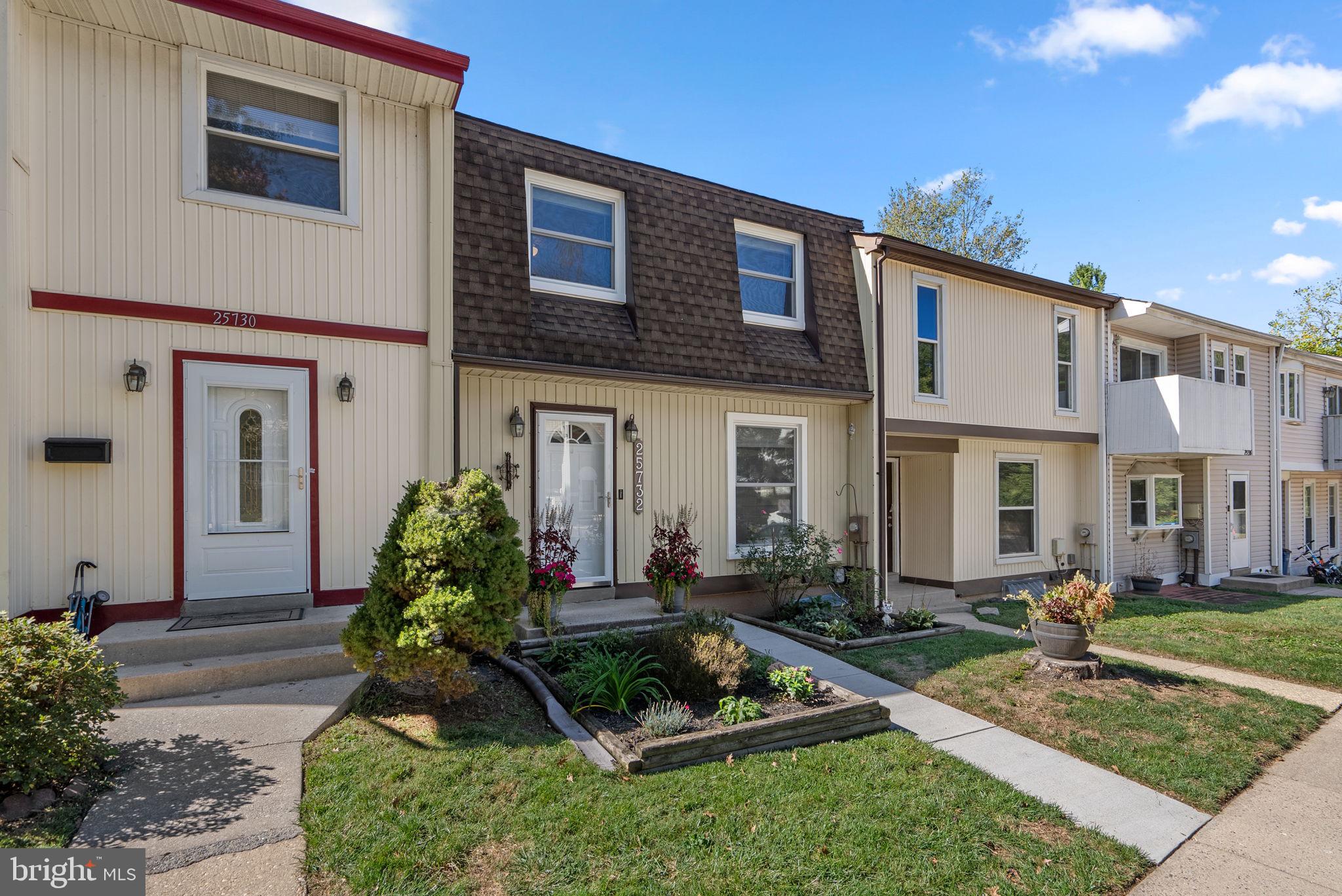 25732 VALLEY PARK TERRACE H-2