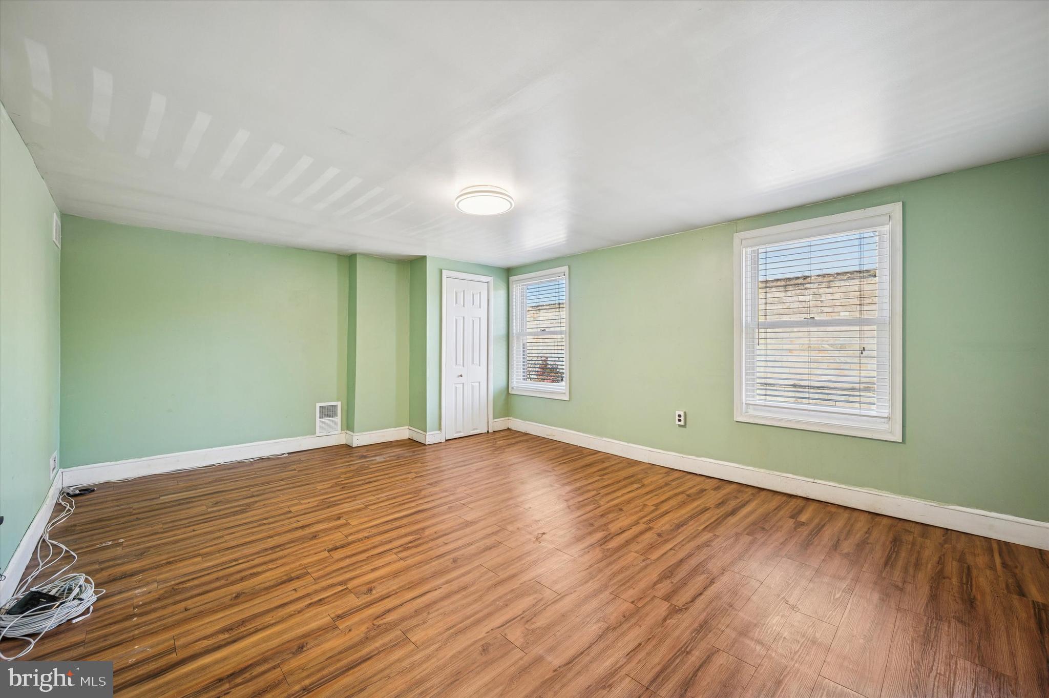 FAIRMOUNT - Residential