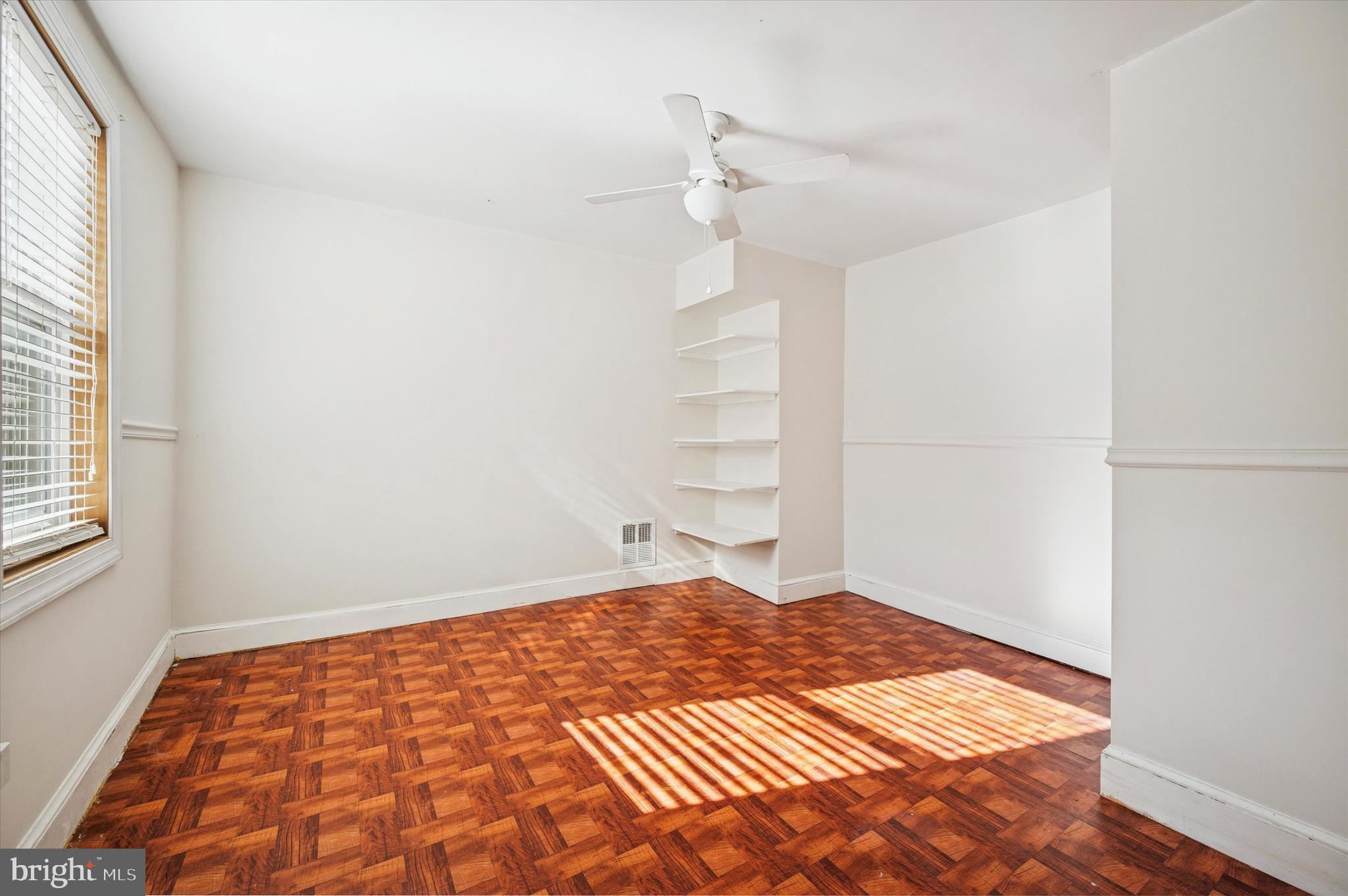 FAIRMOUNT - Residential