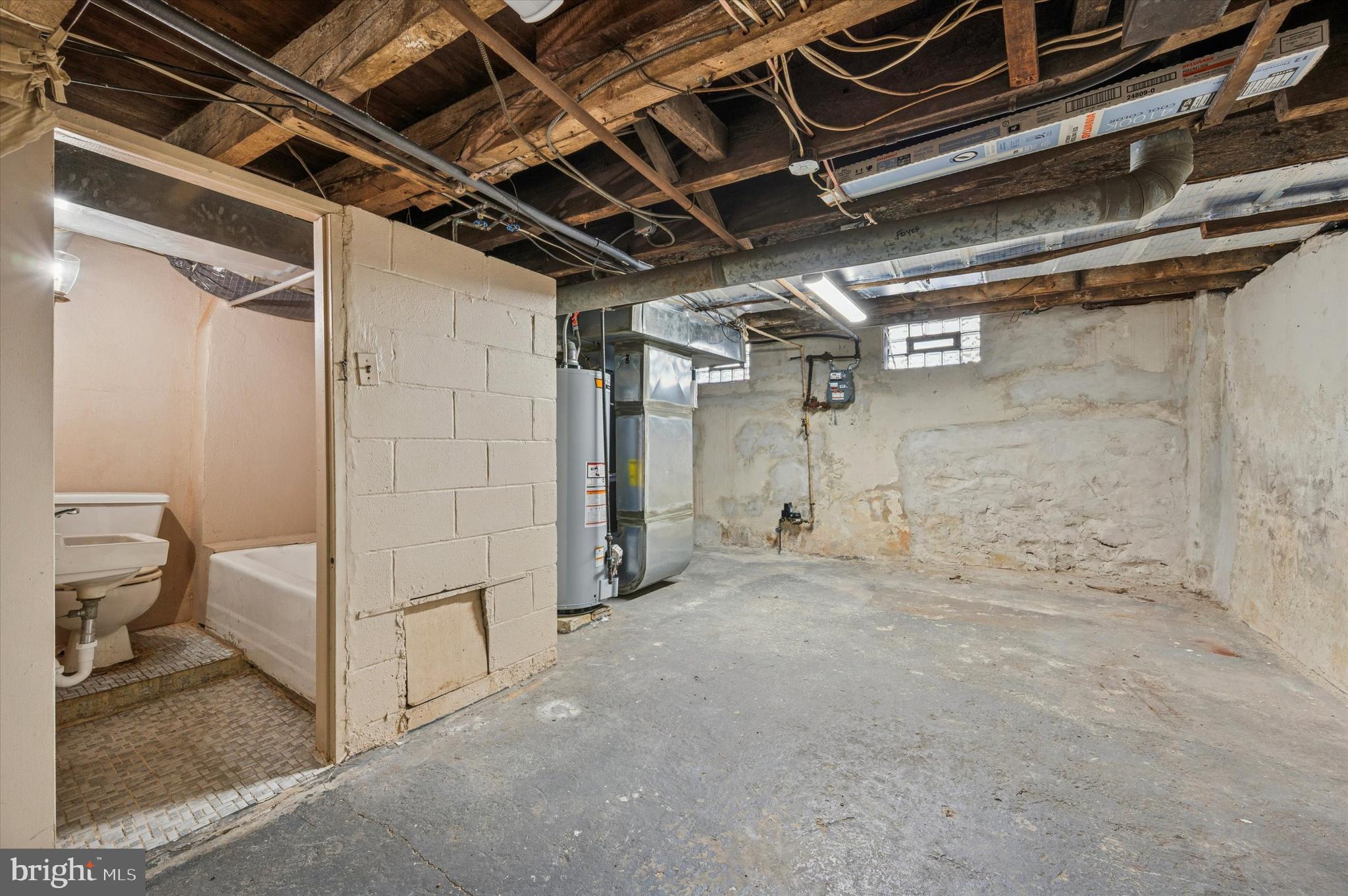 FAIRMOUNT - Residential