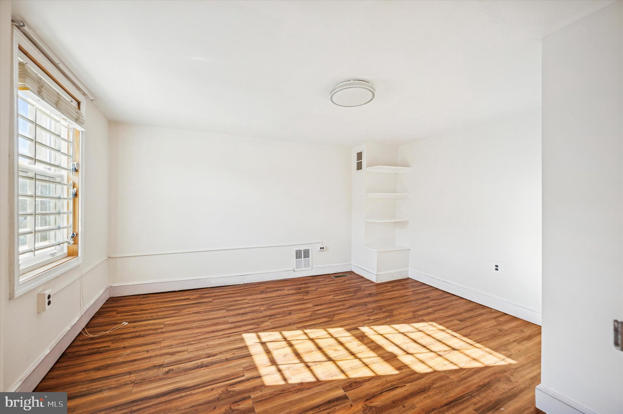 FAIRMOUNT - Residential