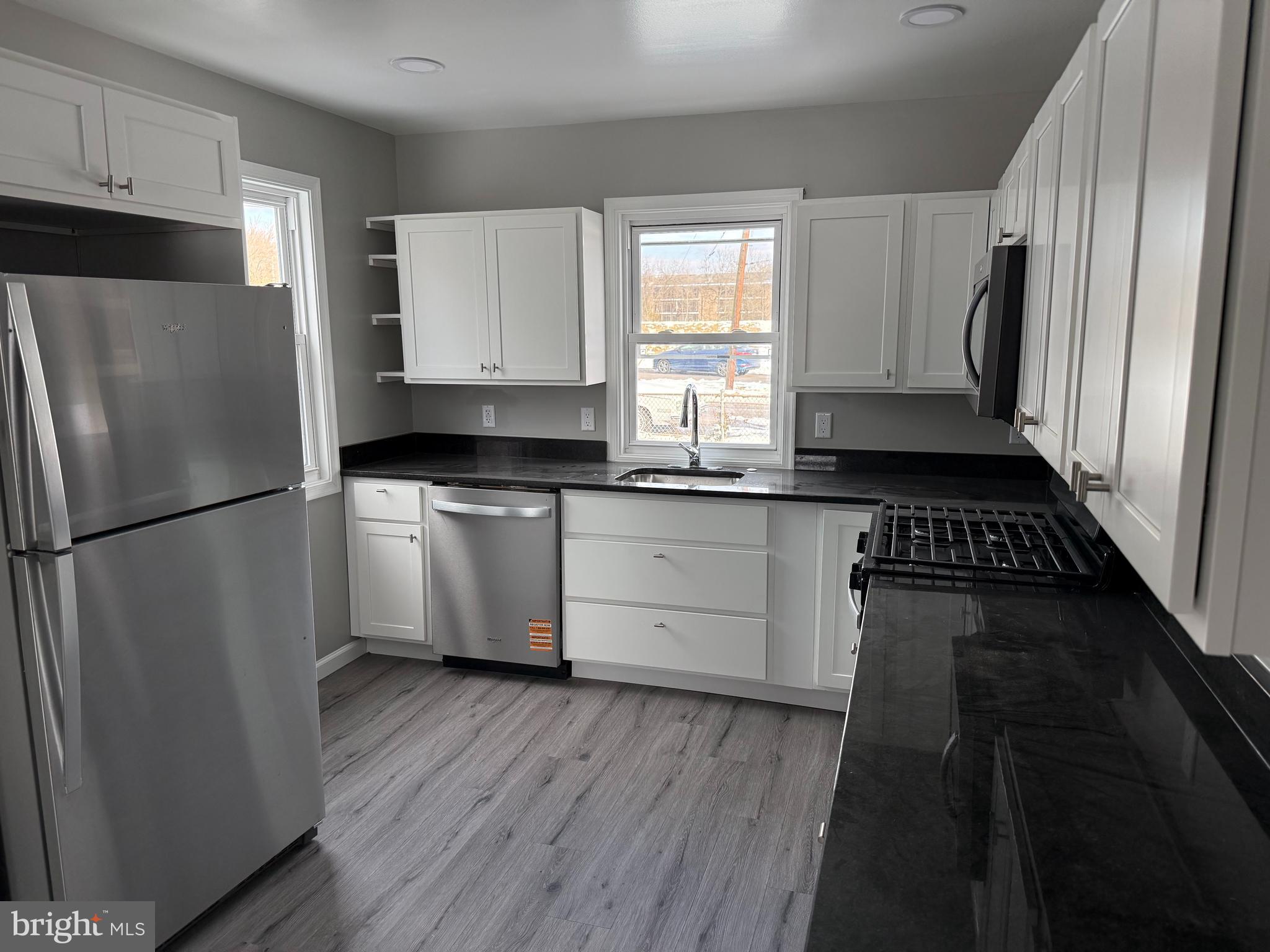 RIVERDALE PARK - Residential