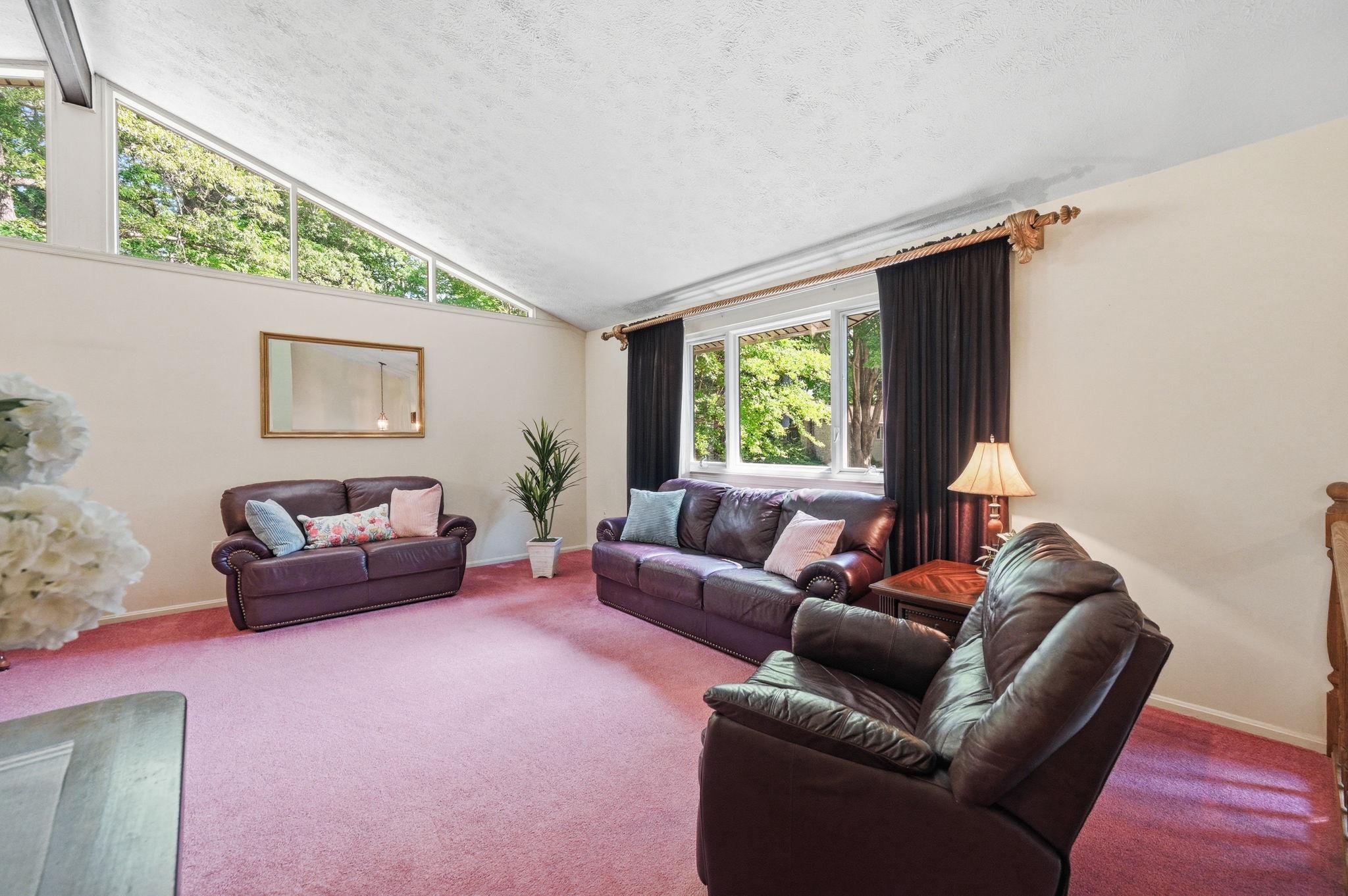 10027 W CONSTABLE COURT