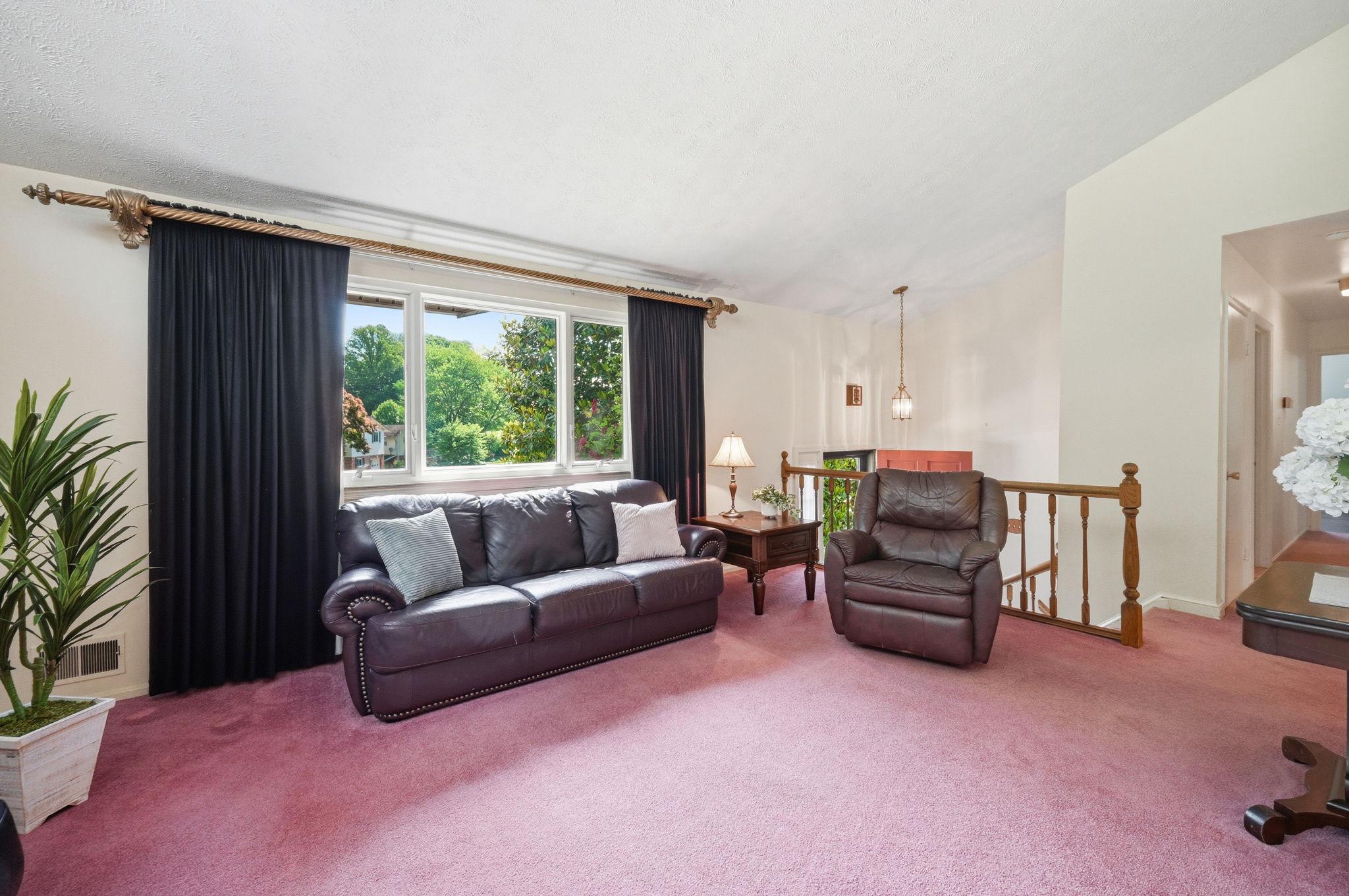 10027 W CONSTABLE COURT