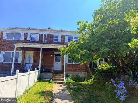 Townhouse For Rent - 237 Linden Avenue<br/> Baltimore County, TOWSON, MD 21286