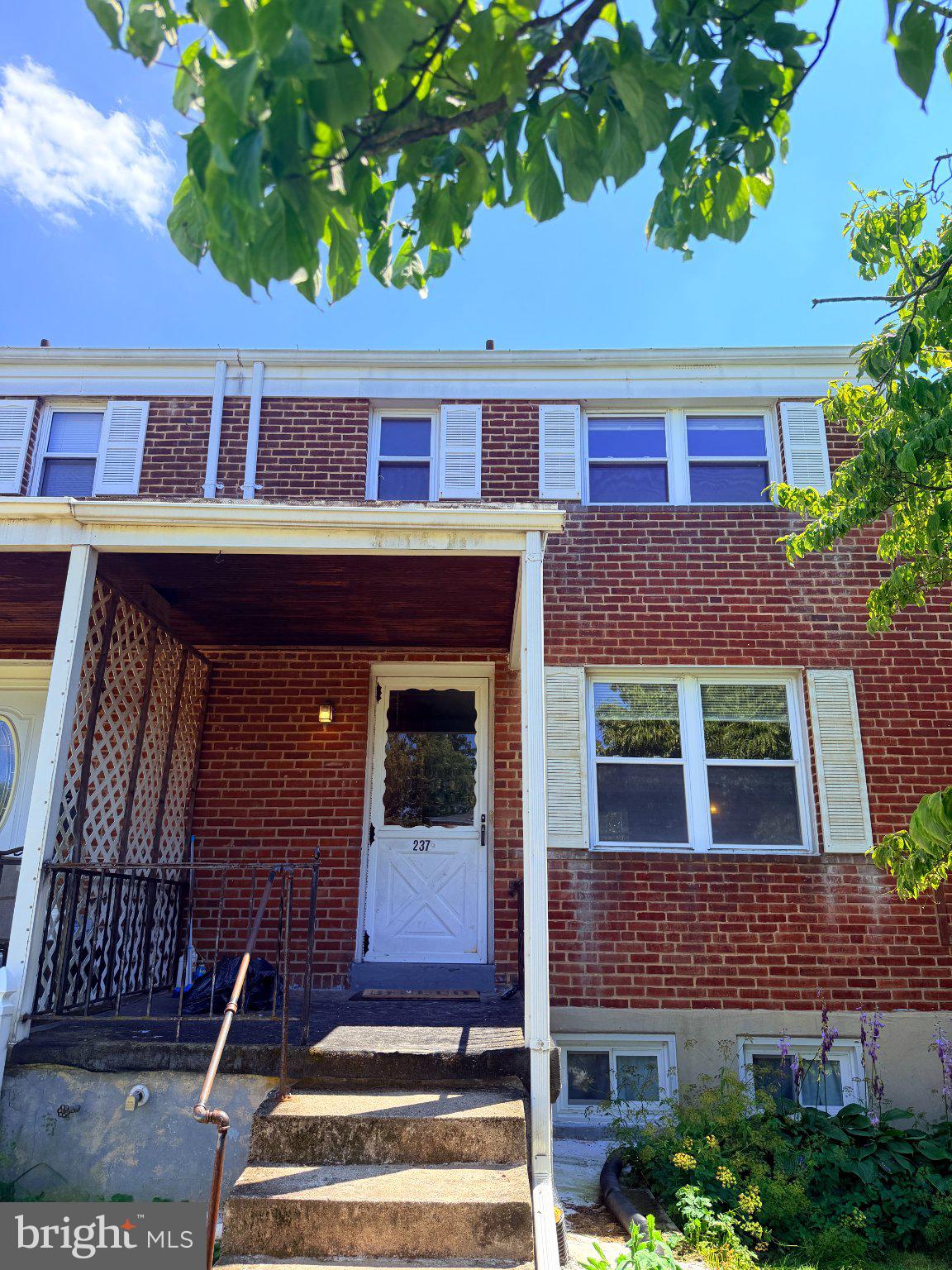237 LINDEN AVENUE