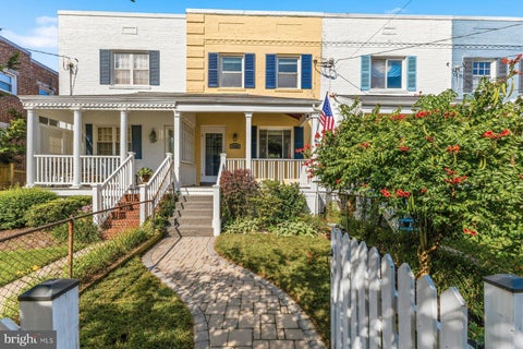 Photo of 1722 Price Street, ALEXANDRIA, VA 22301 (MLS # VAAX2065672)