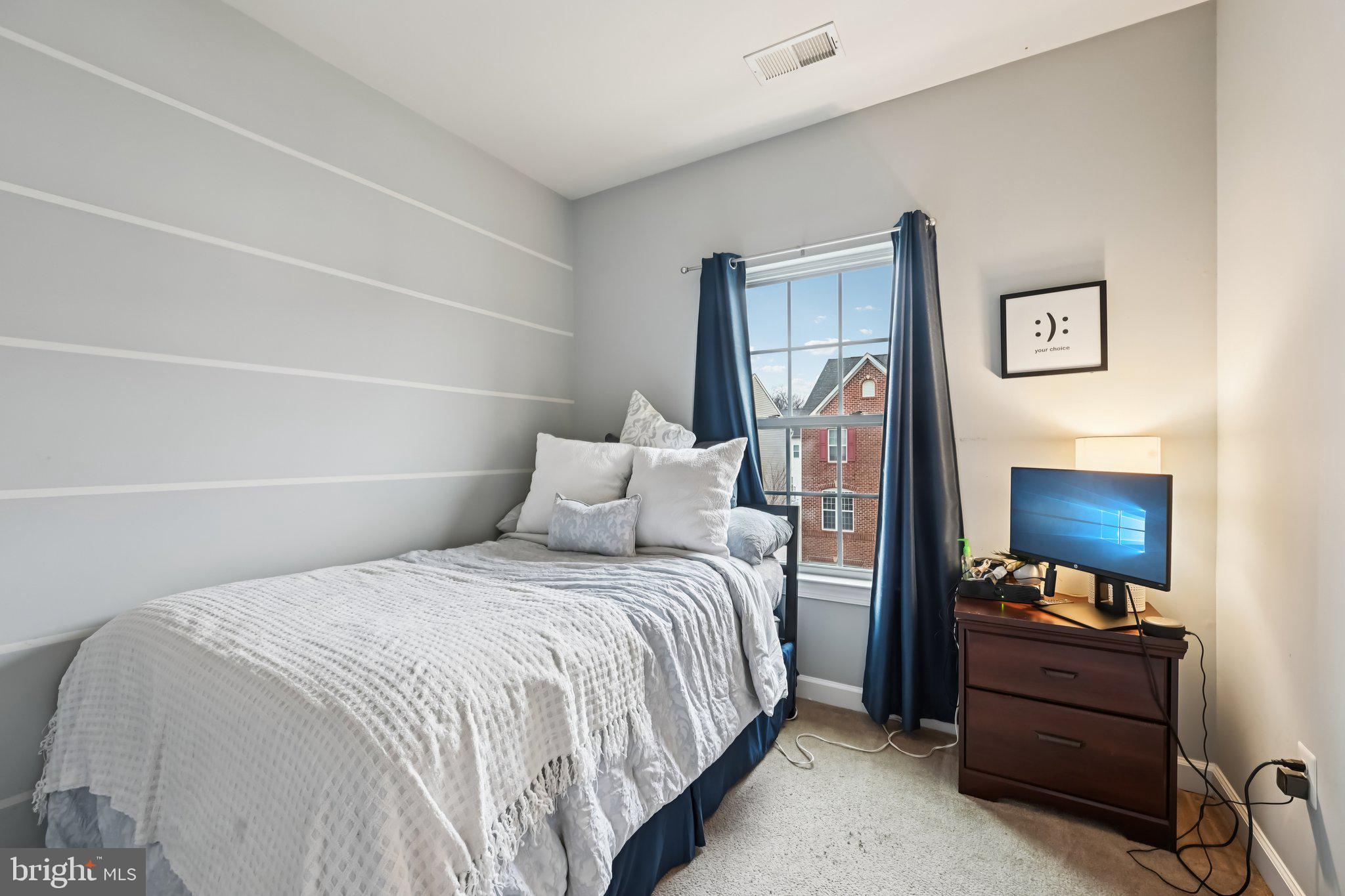 PINE RIDGE CROSSING - Residential