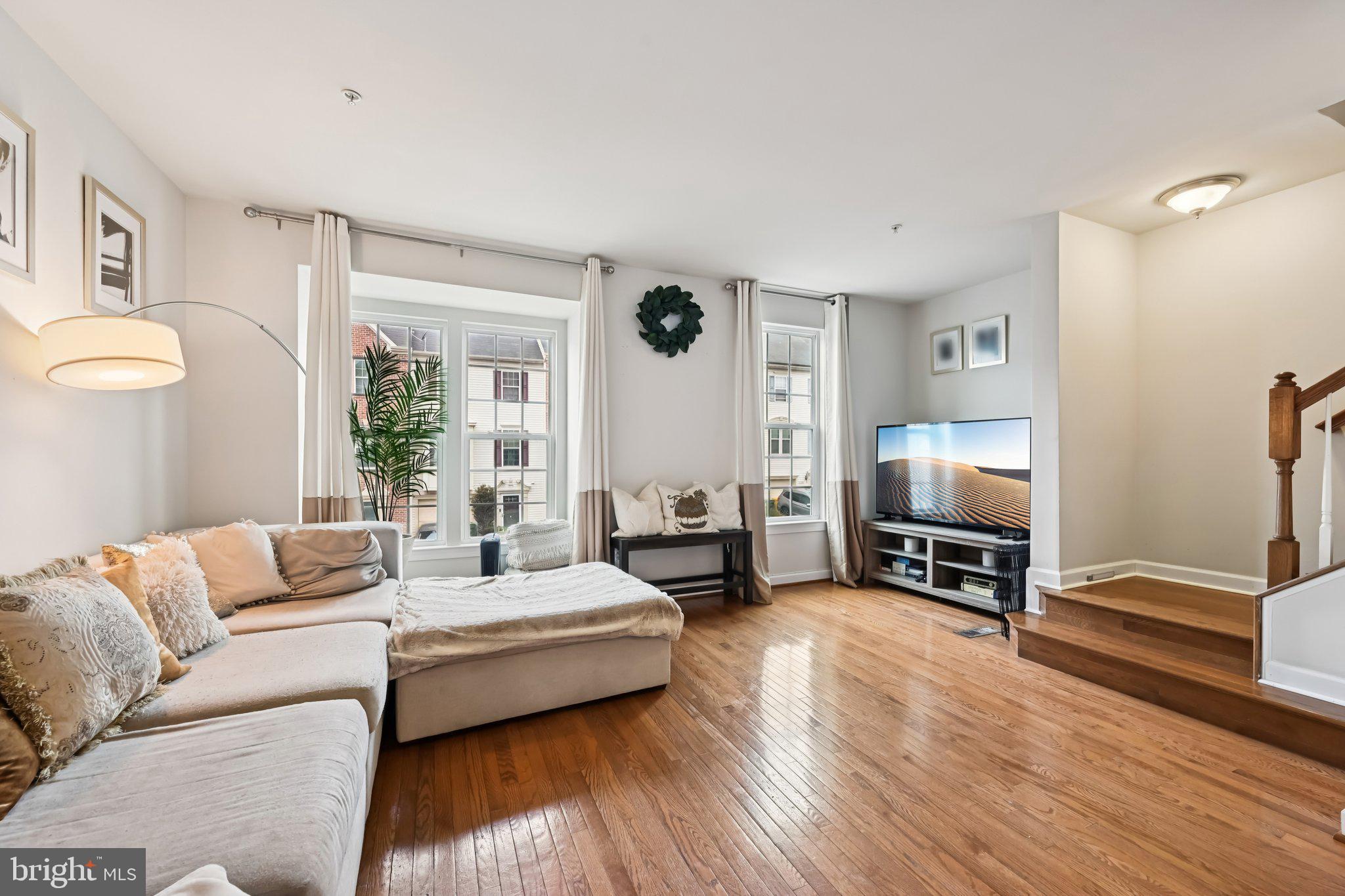 PINE RIDGE CROSSING - Residential