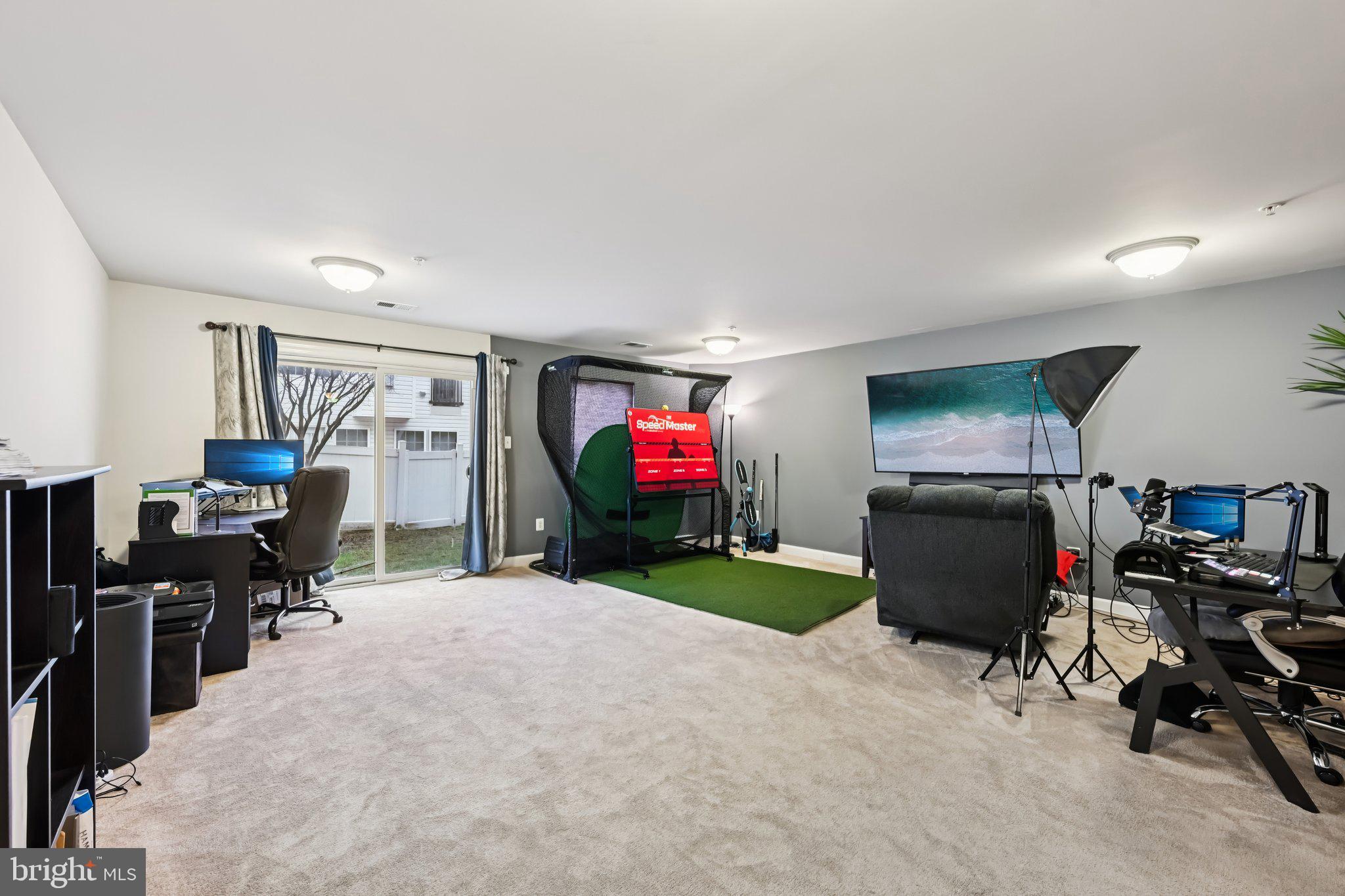 PINE RIDGE CROSSING - Residential