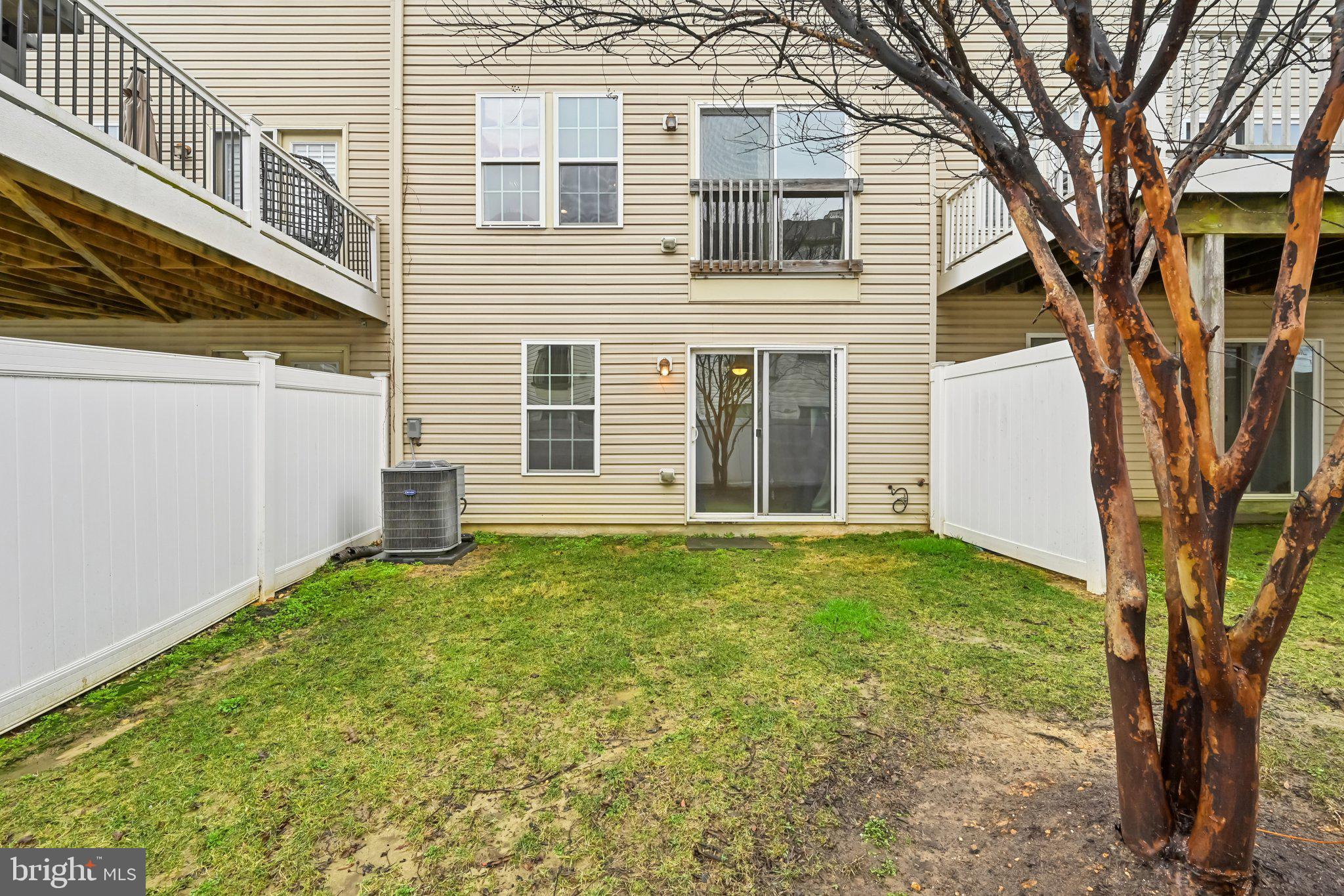 PINE RIDGE CROSSING - Residential