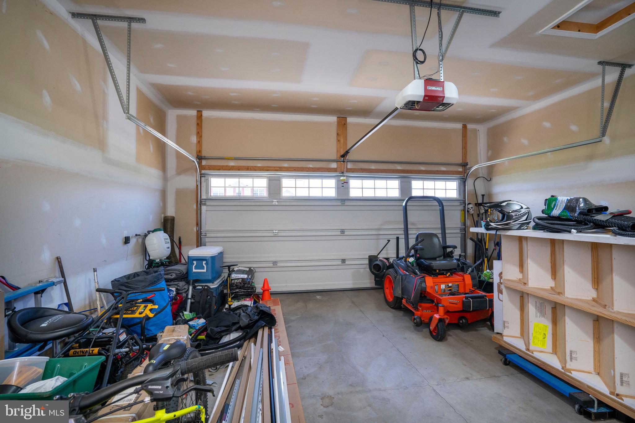 TROTTER FARMS - Residential