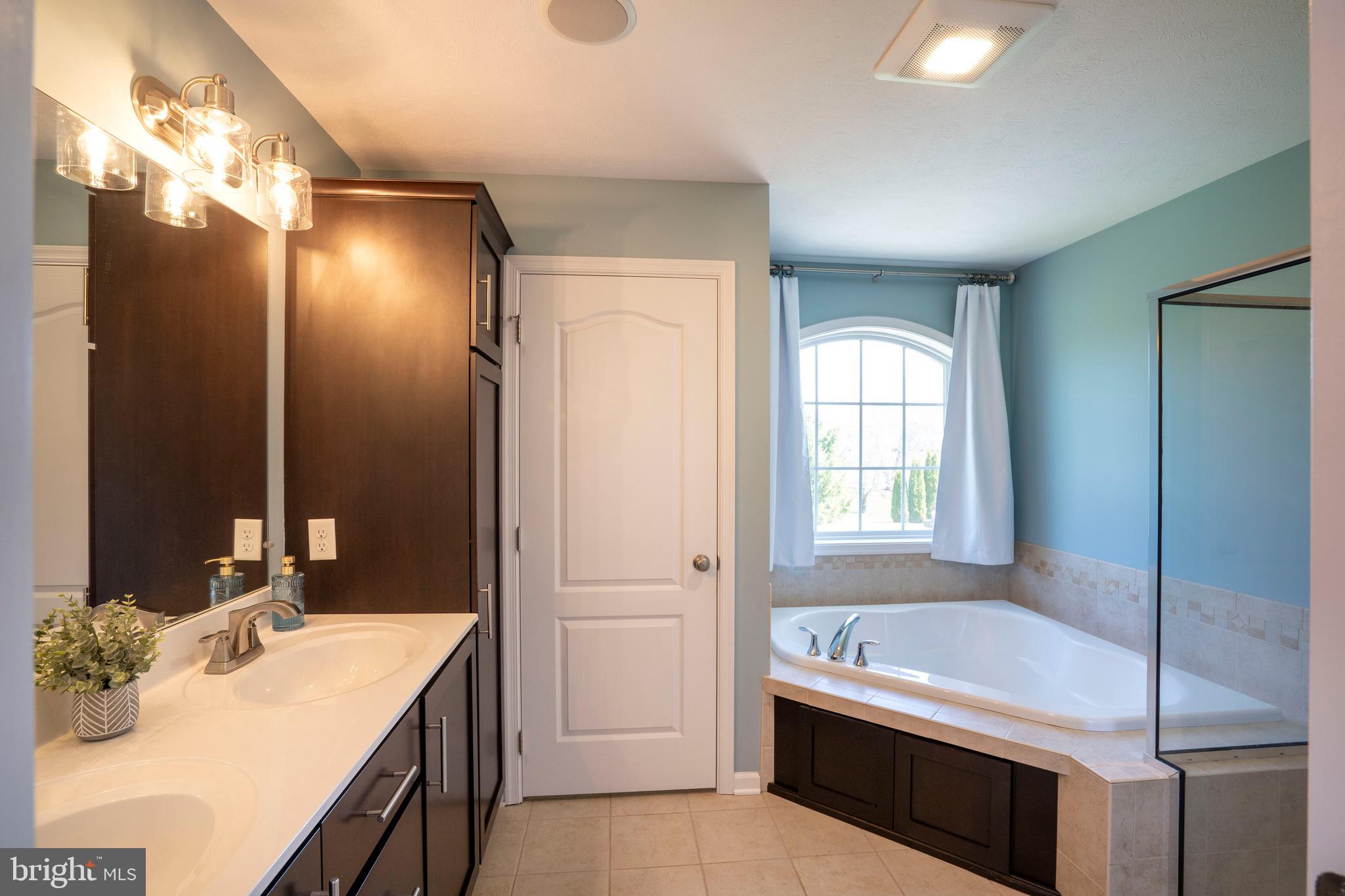 TROTTER FARMS - Residential