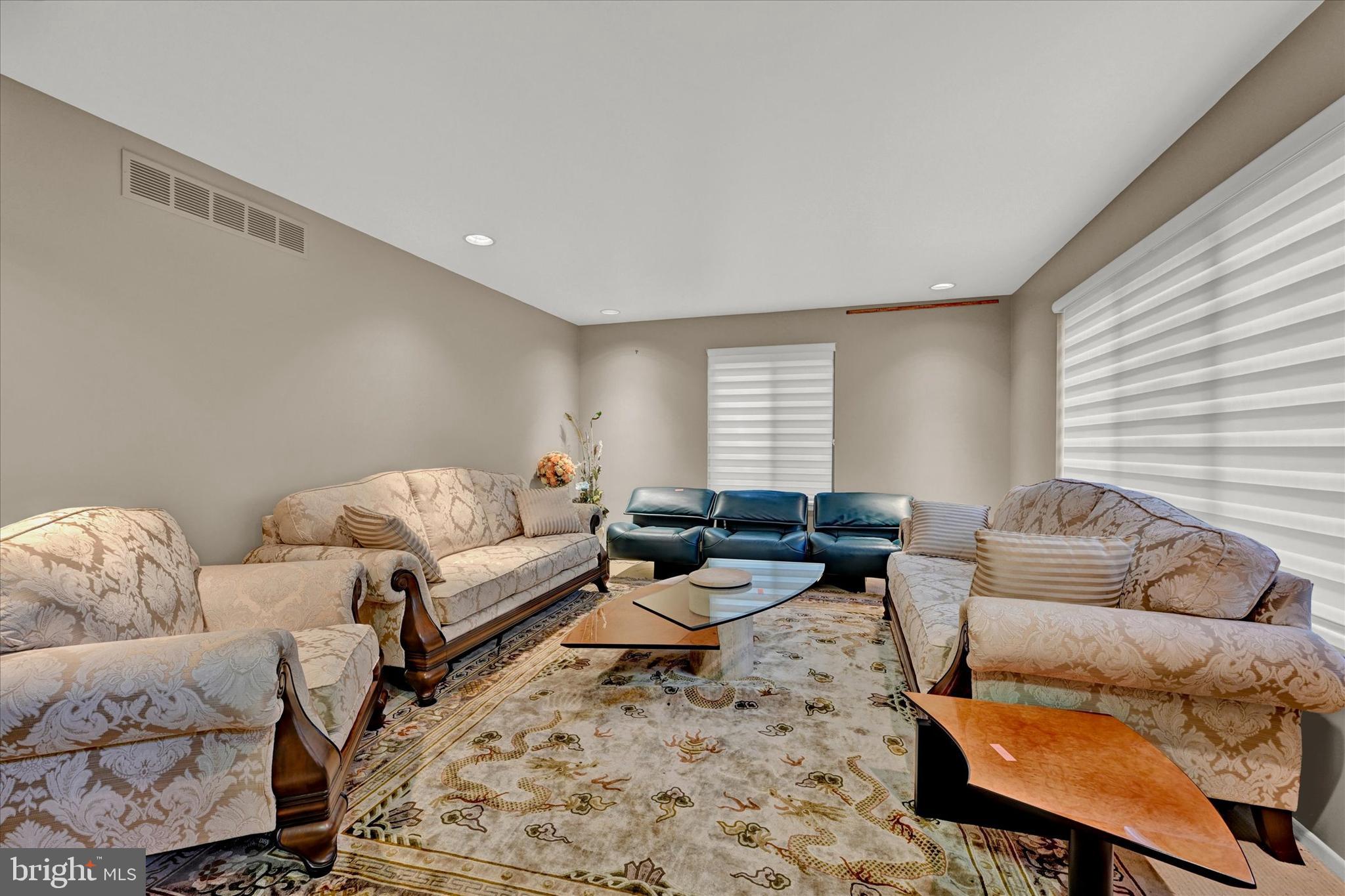 WORTHINGTON VALLEY ESTATES - Residential