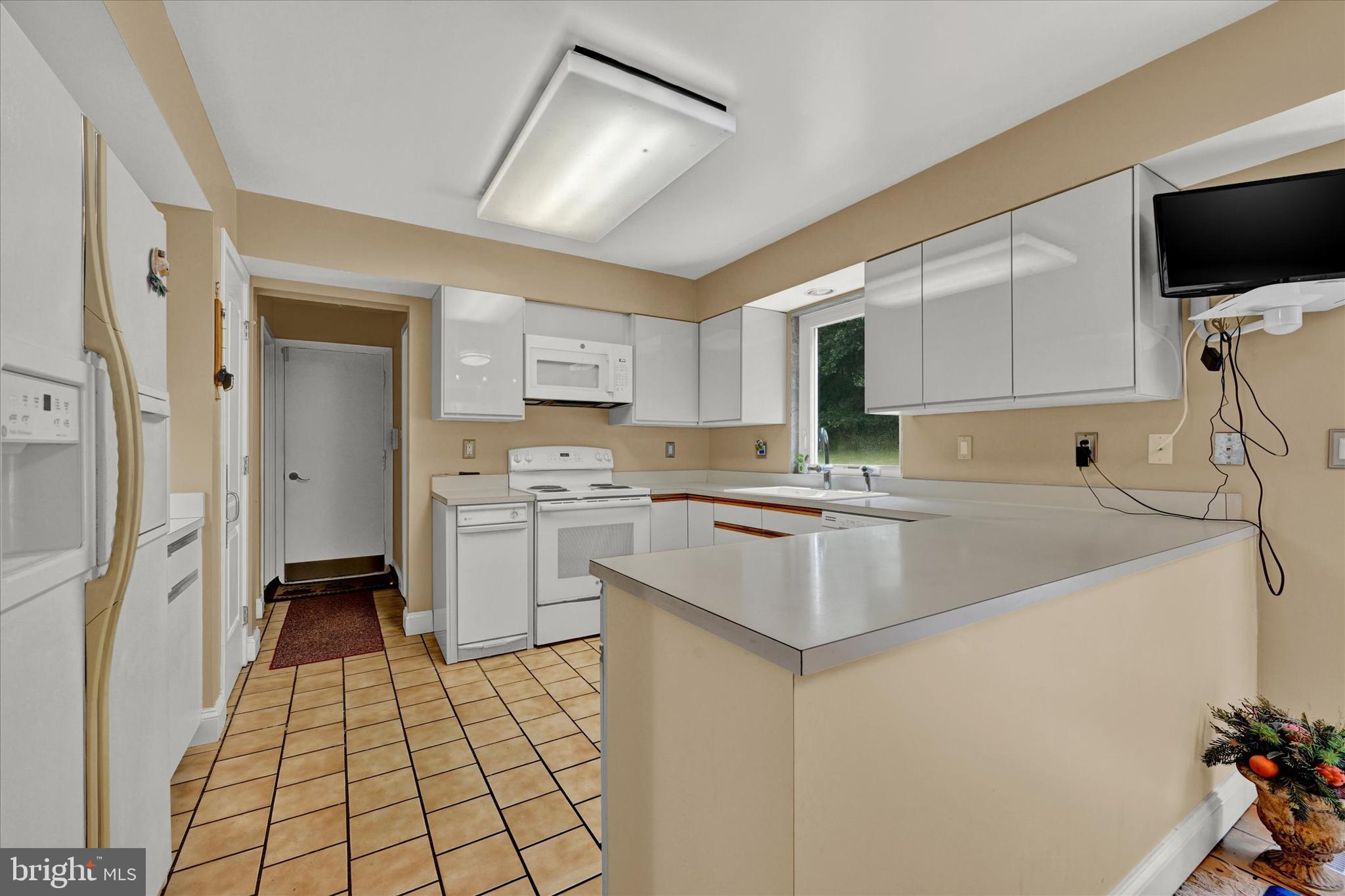 WORTHINGTON VALLEY ESTATES - Residential