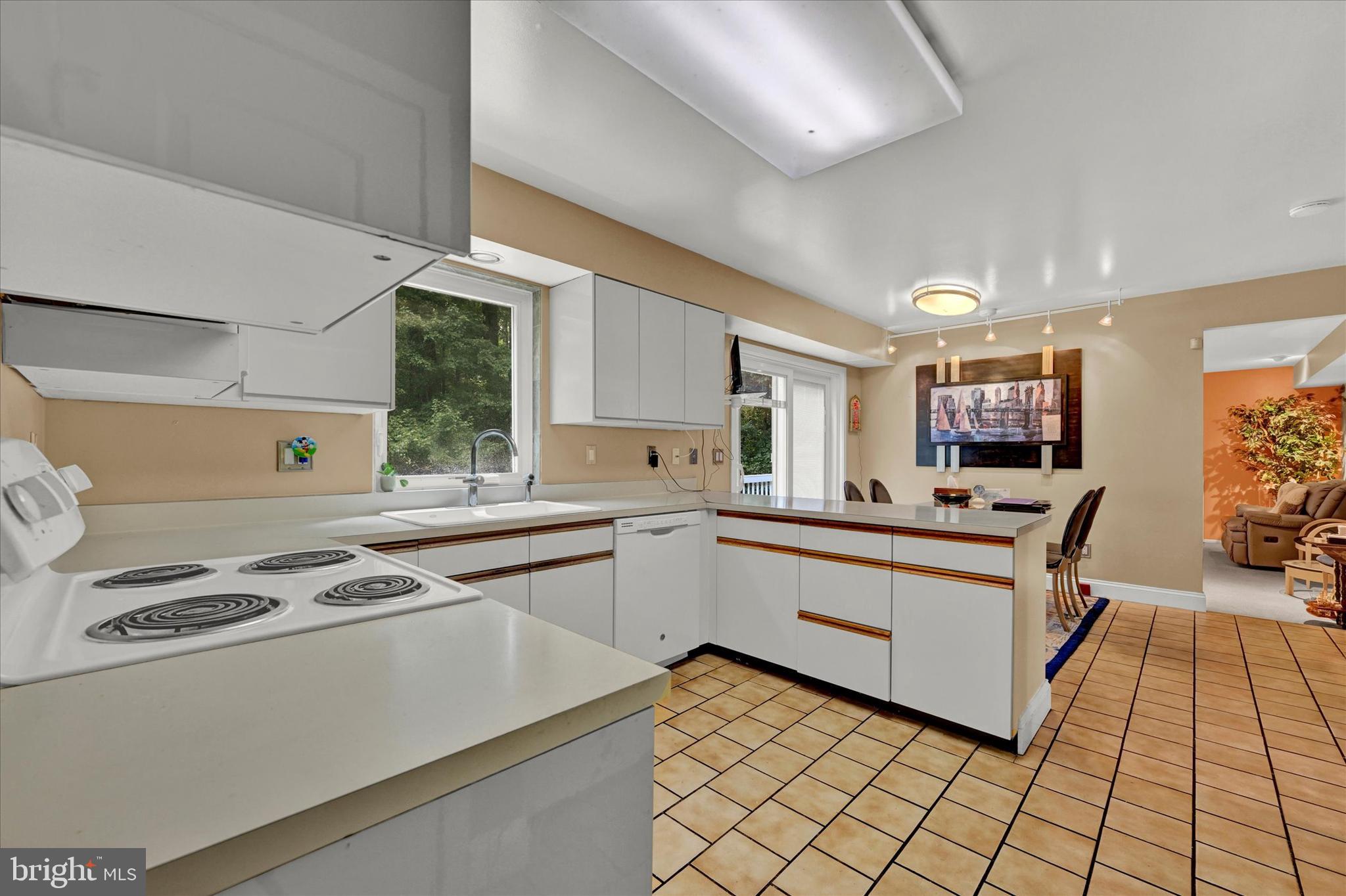 WORTHINGTON VALLEY ESTATES - Residential