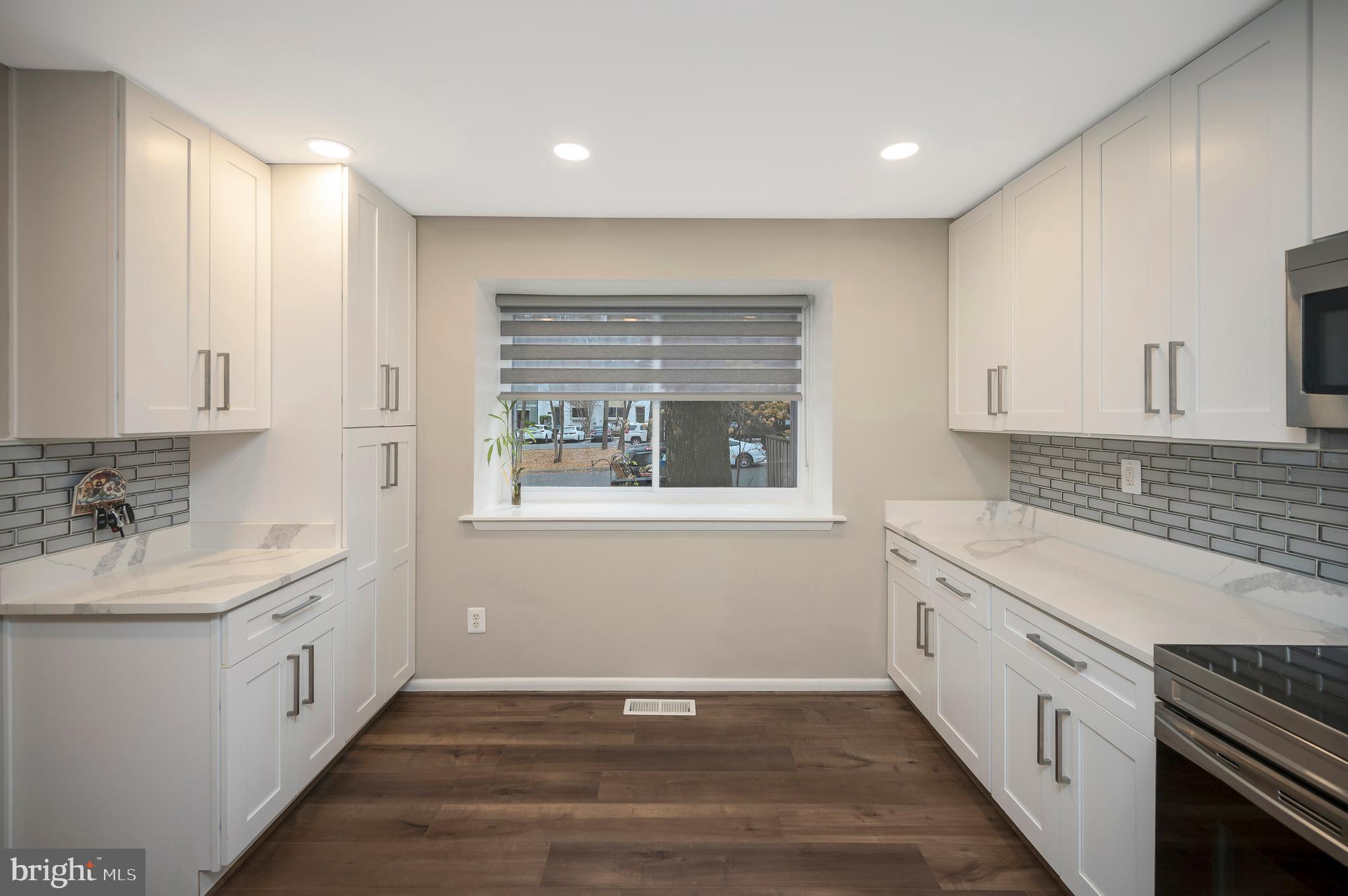 GENERATION - Residential Lease