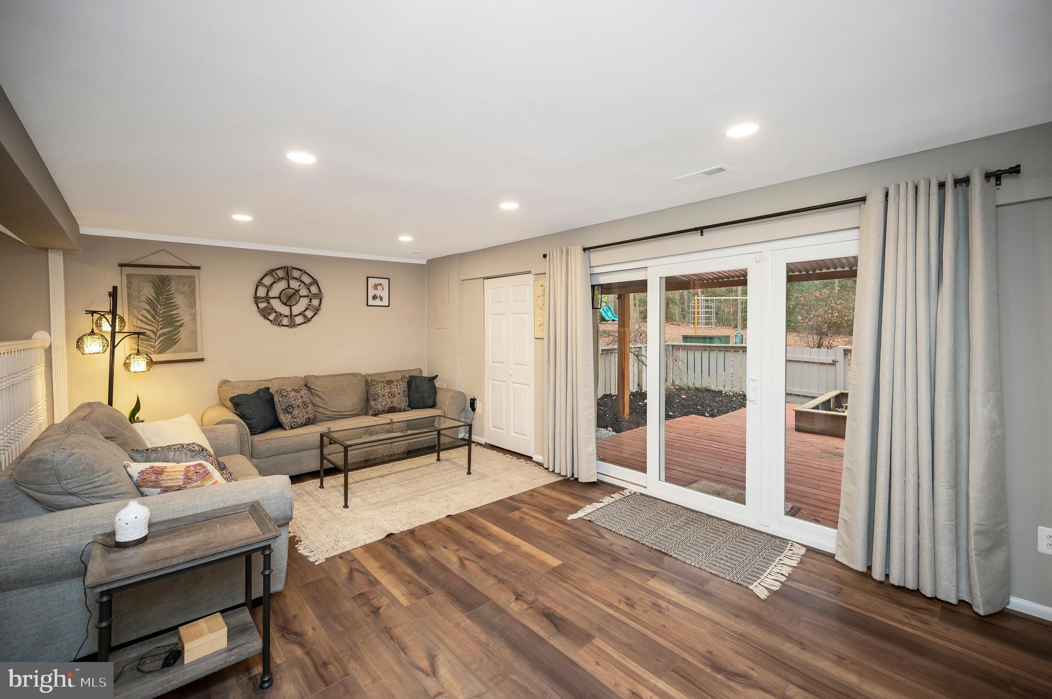 GENERATION - Residential Lease