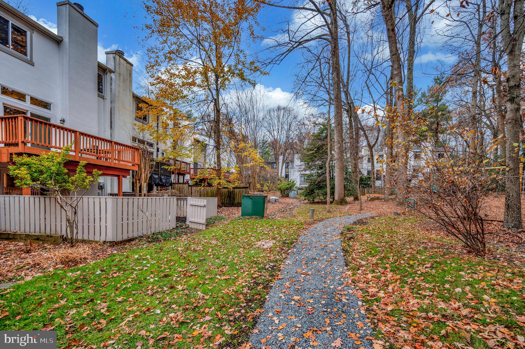 GENERATION - Residential Lease