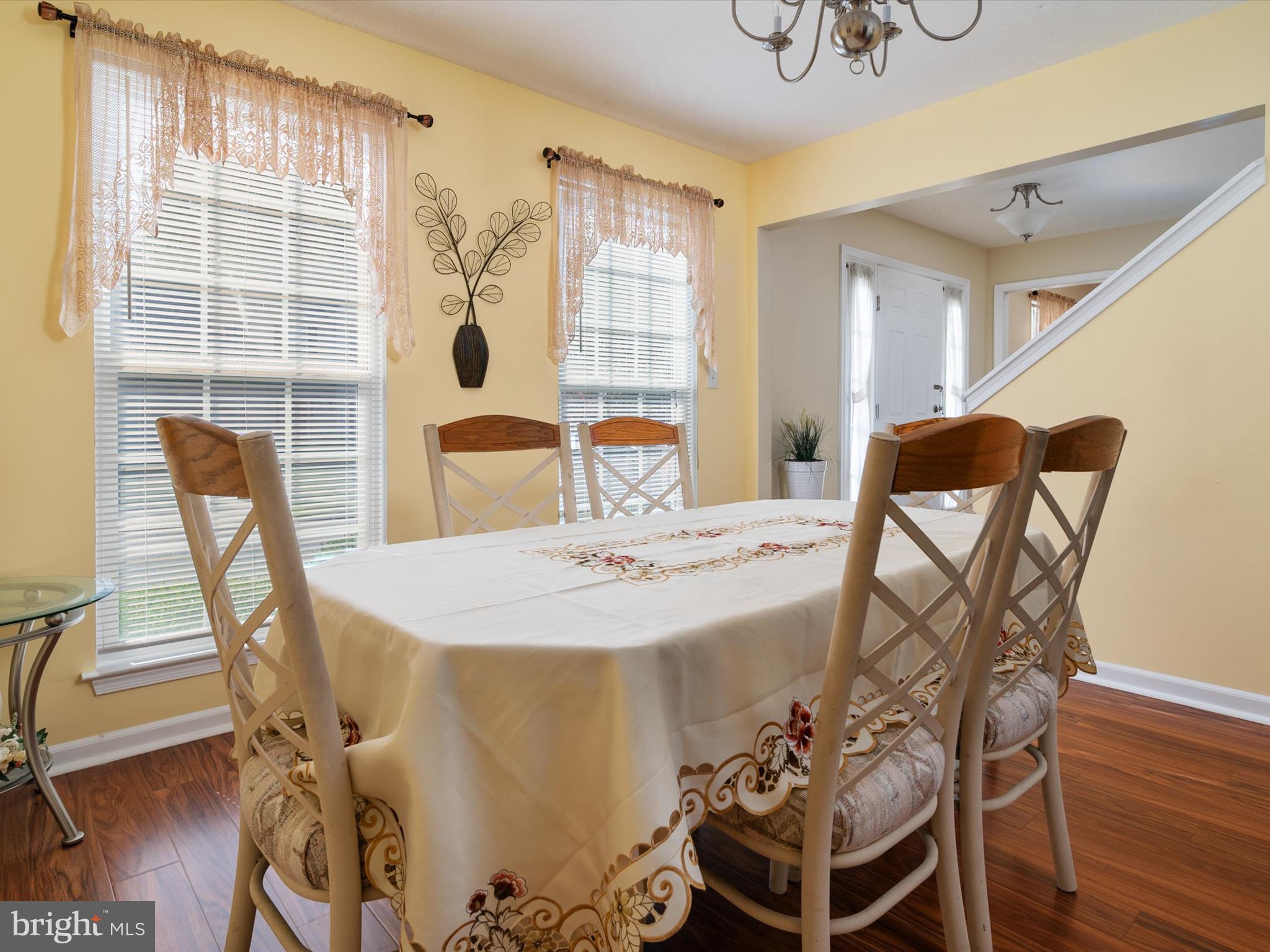 THE COURTS OF MALLORY - Residential