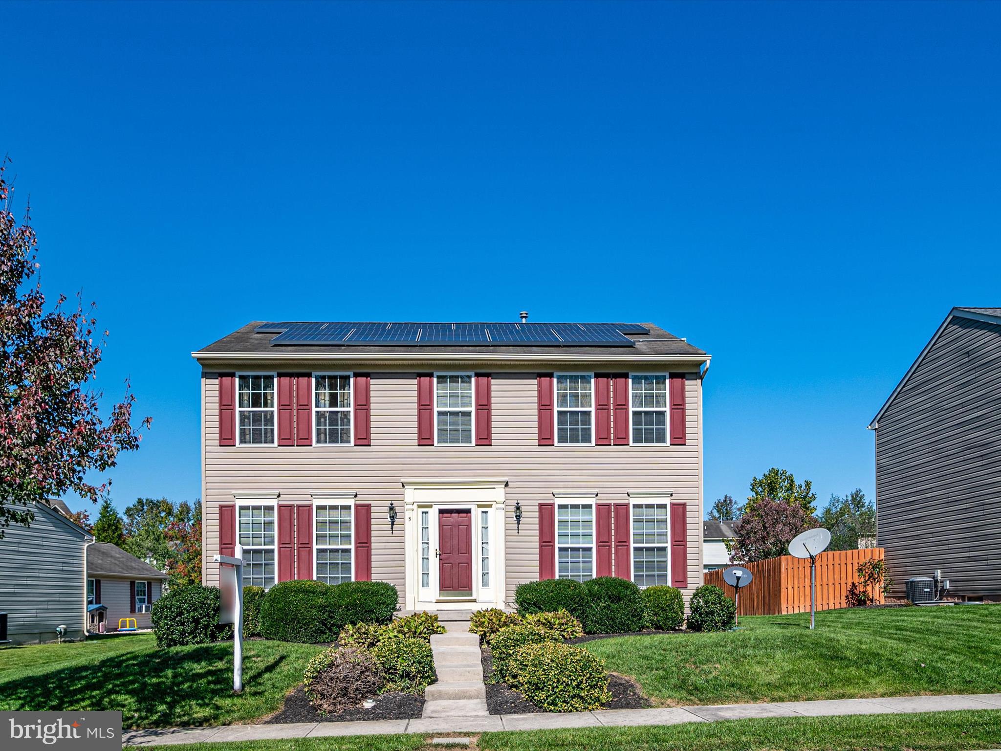 THE COURTS OF MALLORY - Residential