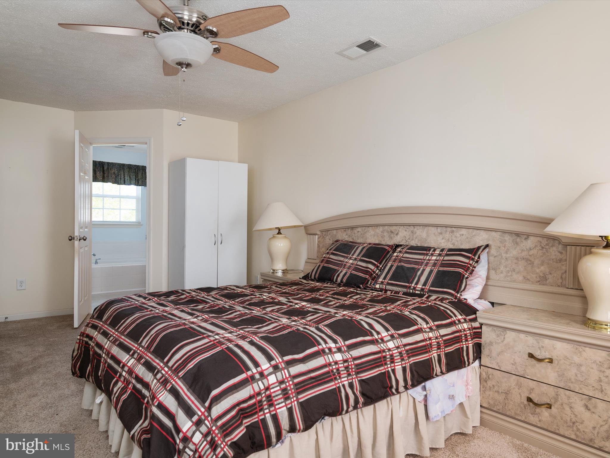 THE COURTS OF MALLORY - Residential