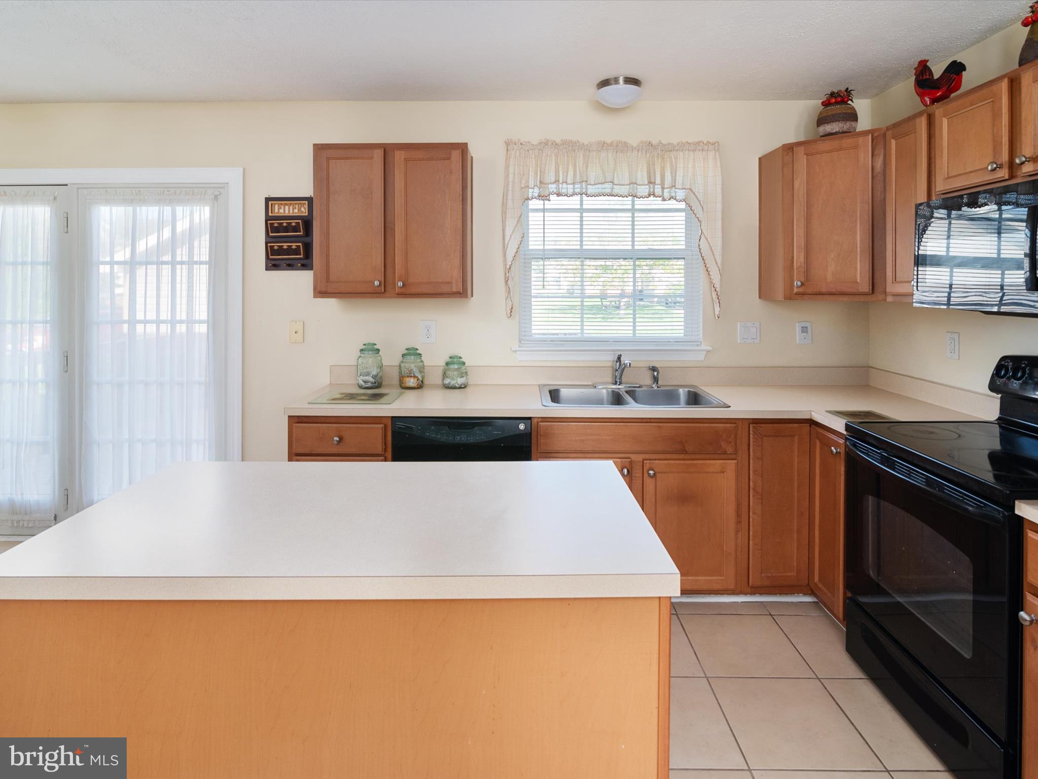 THE COURTS OF MALLORY - Residential