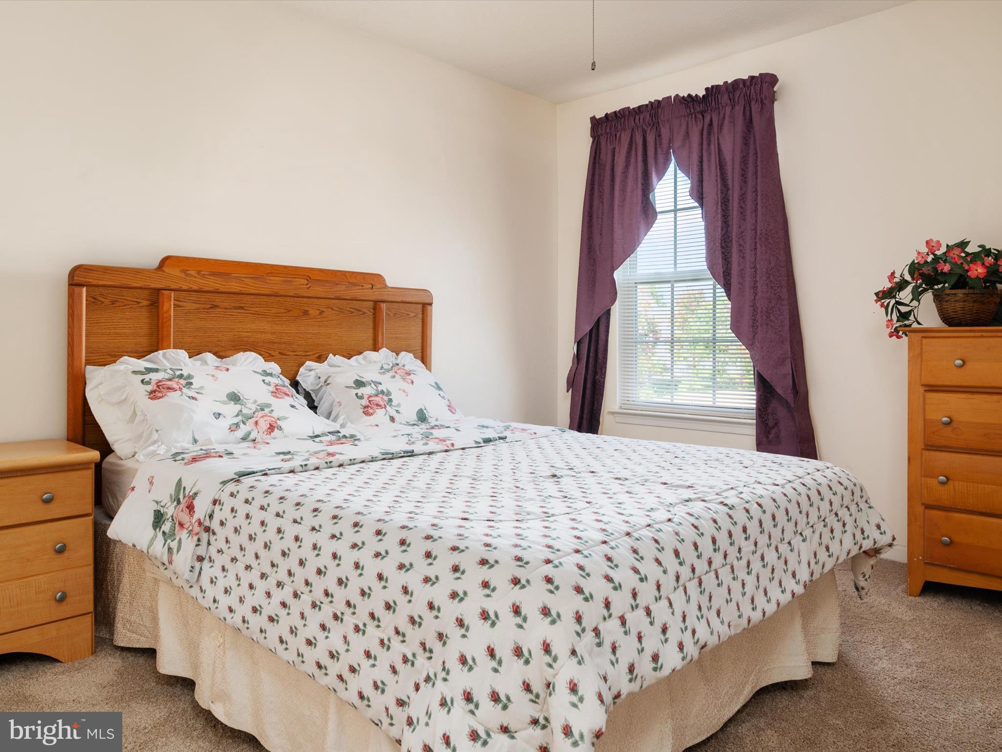 THE COURTS OF MALLORY - Residential