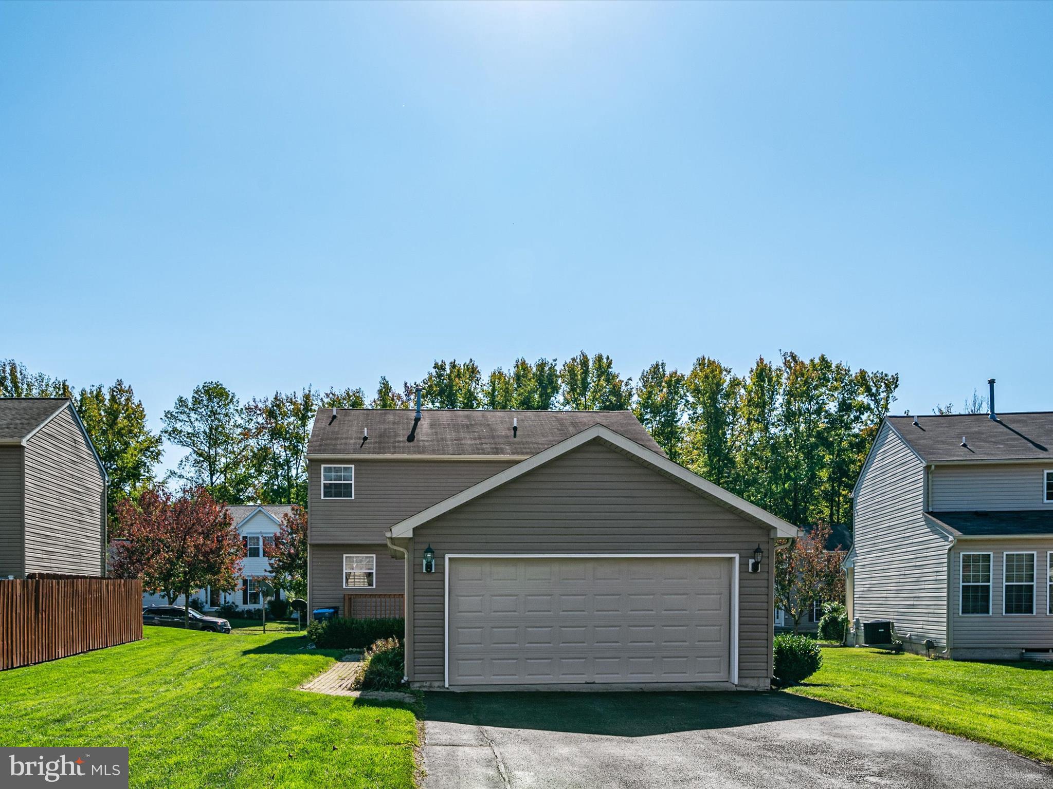 THE COURTS OF MALLORY - Residential