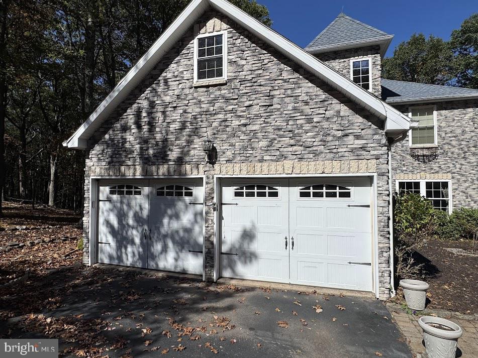 113 SILVER CLOUD LANE