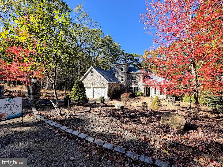 EAGLE ROCK RESORT - Residential