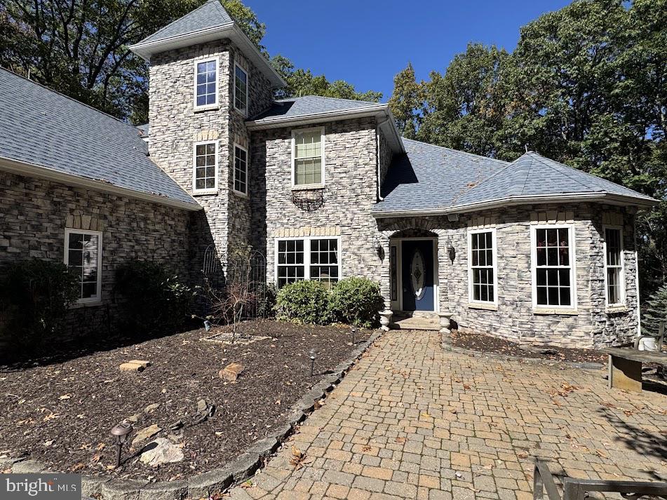 EAGLE ROCK RESORT - Residential