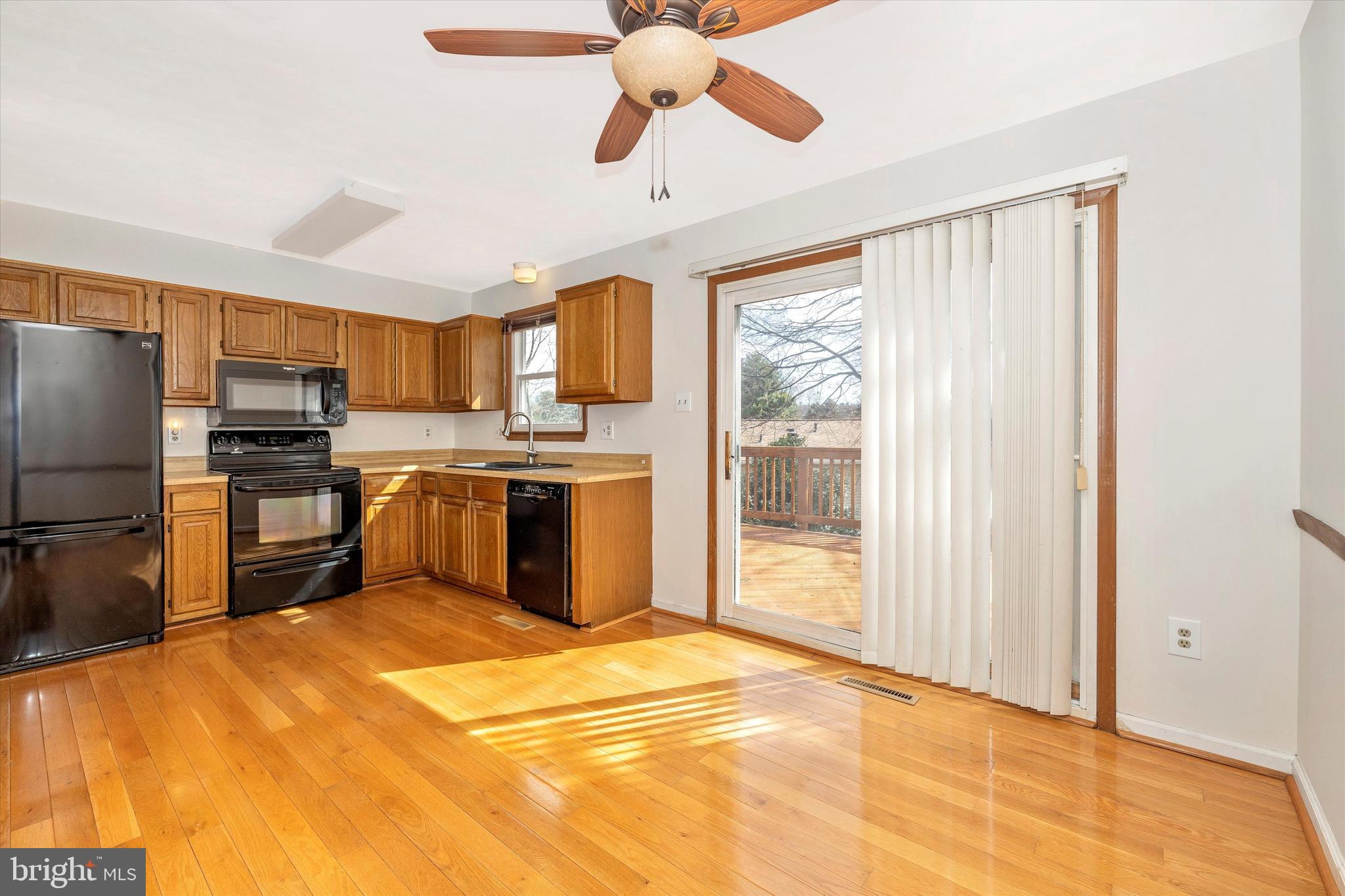 MT AIRY VILLAGE - Residential