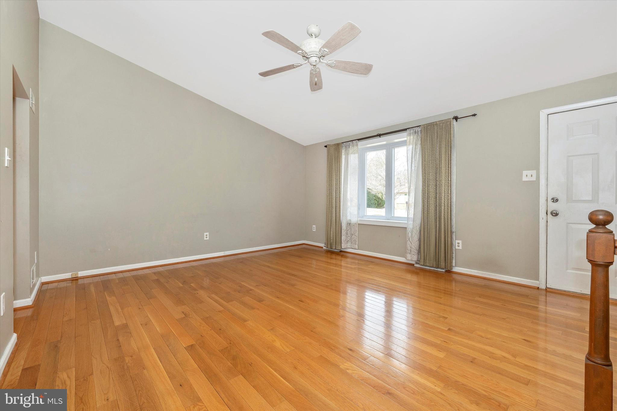 MT AIRY VILLAGE - Residential