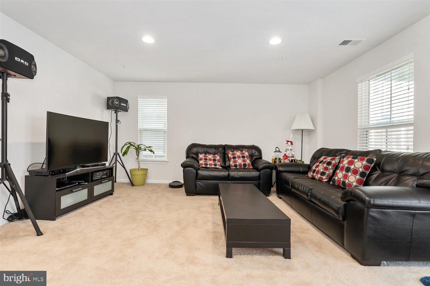 SHELTERED HARBOR - Residential Lease