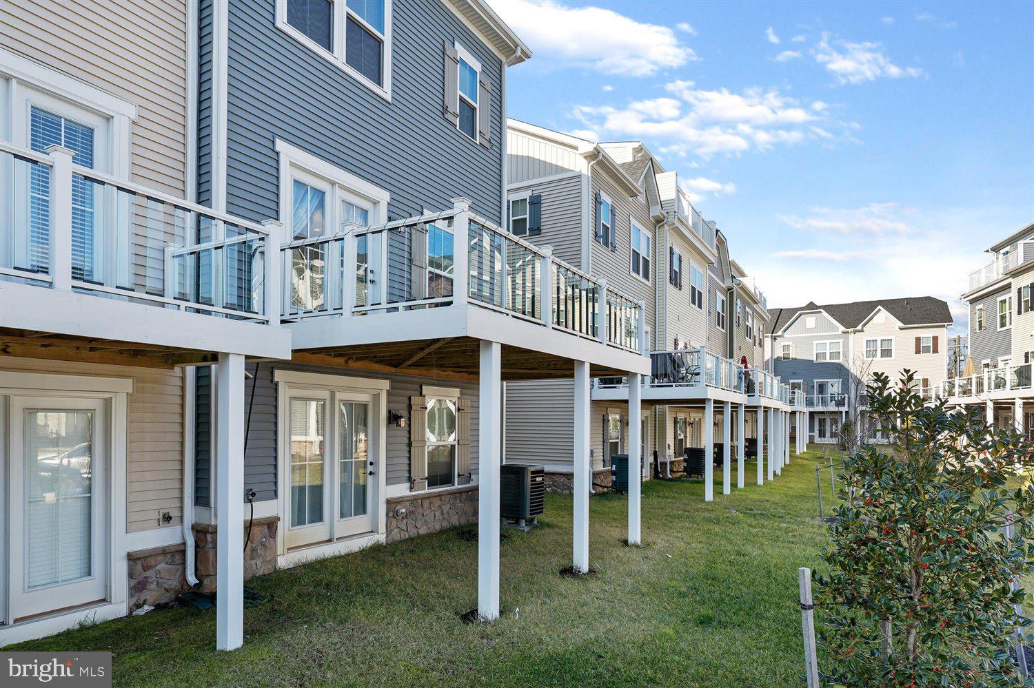 SHELTERED HARBOR - Residential Lease