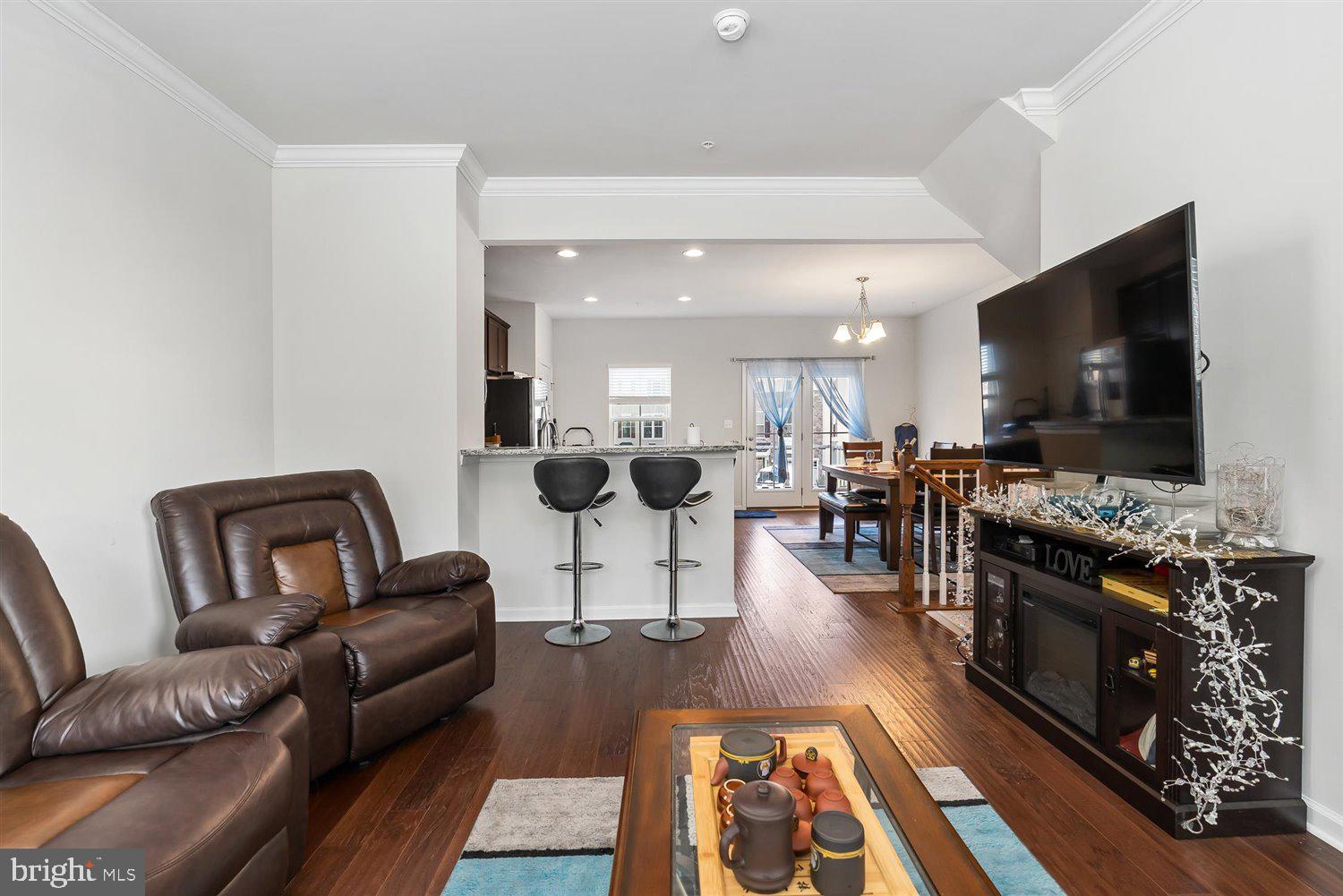 SHELTERED HARBOR - Residential Lease