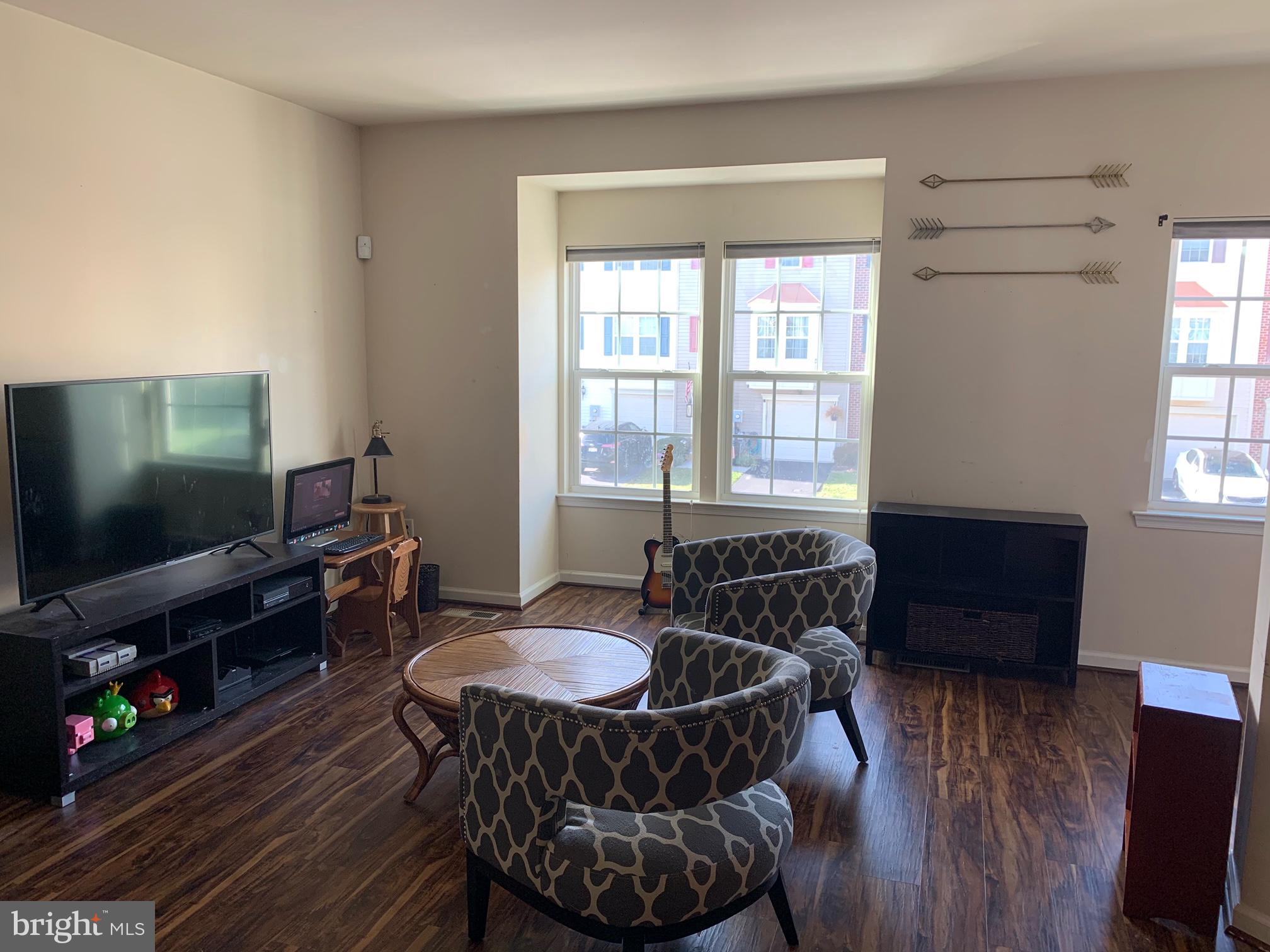 BROOKFIELD - Residential