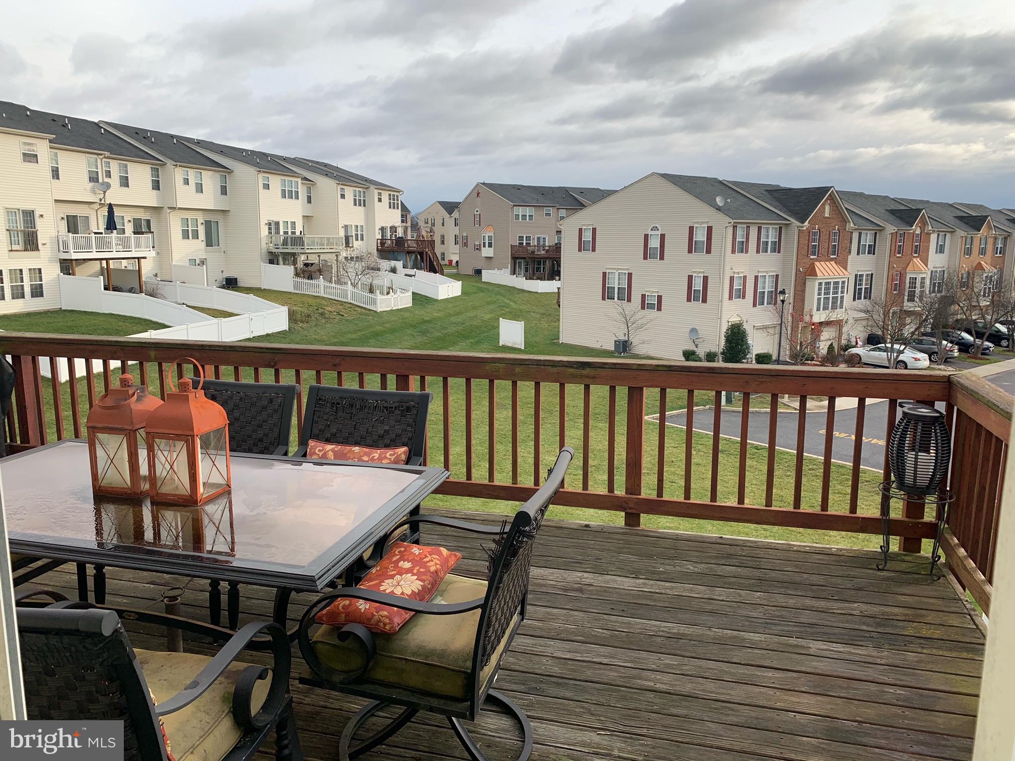 BROOKFIELD - Residential