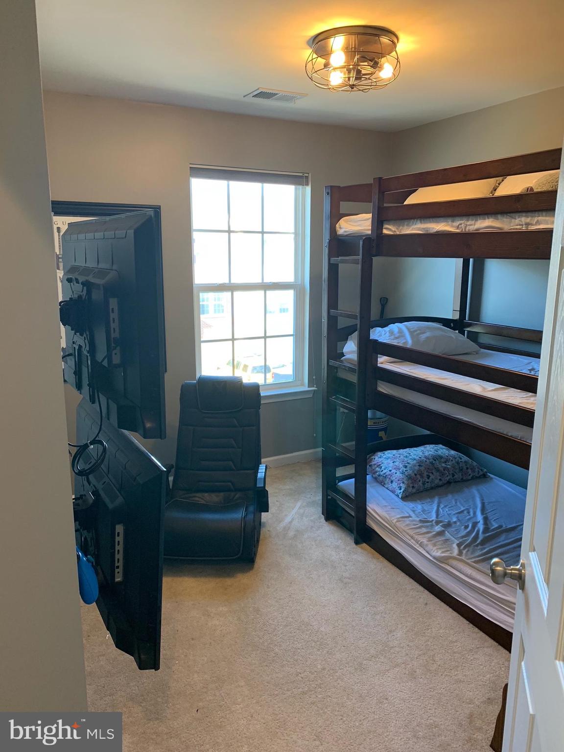 BROOKFIELD - Residential