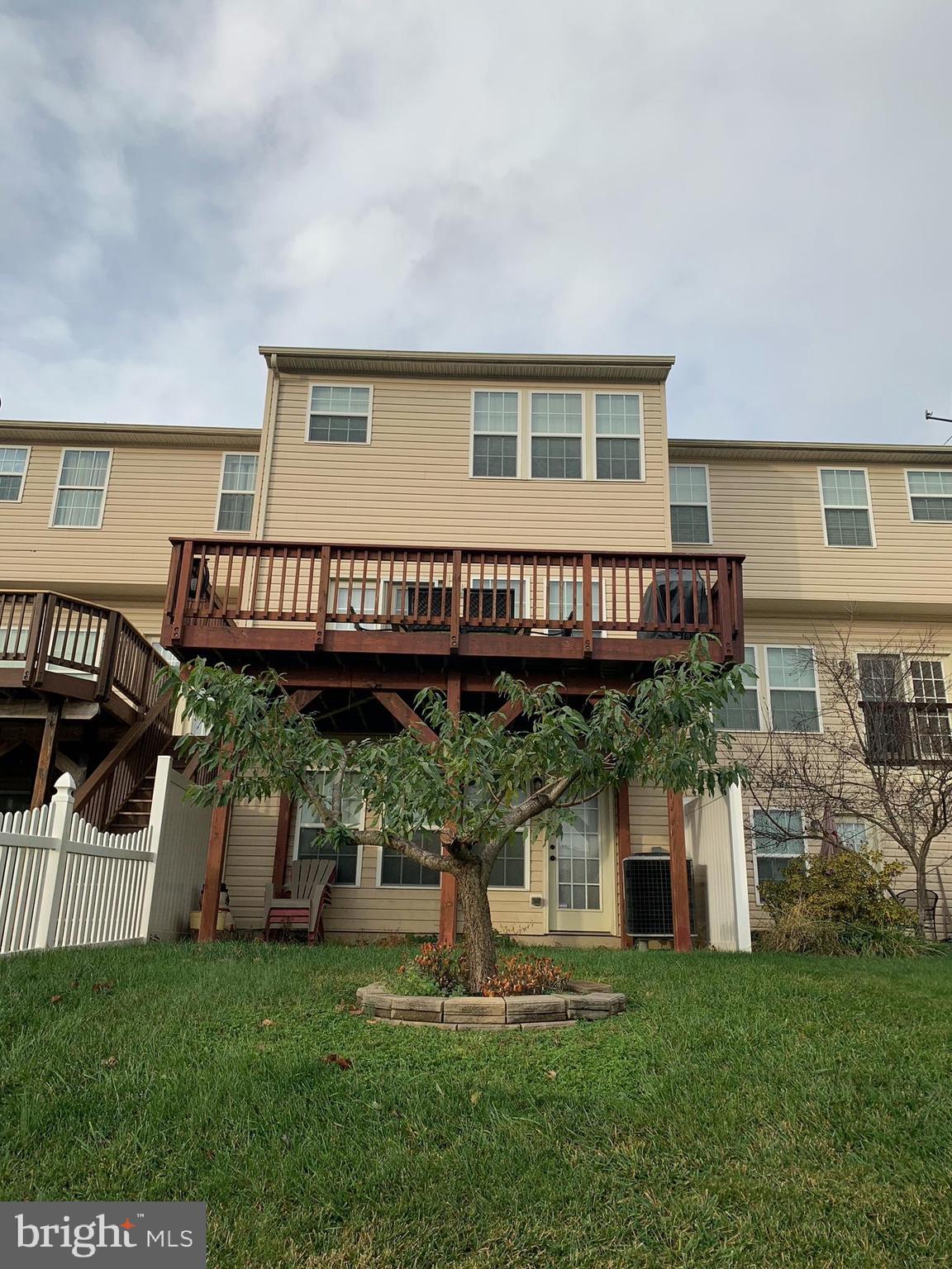 BROOKFIELD - Residential