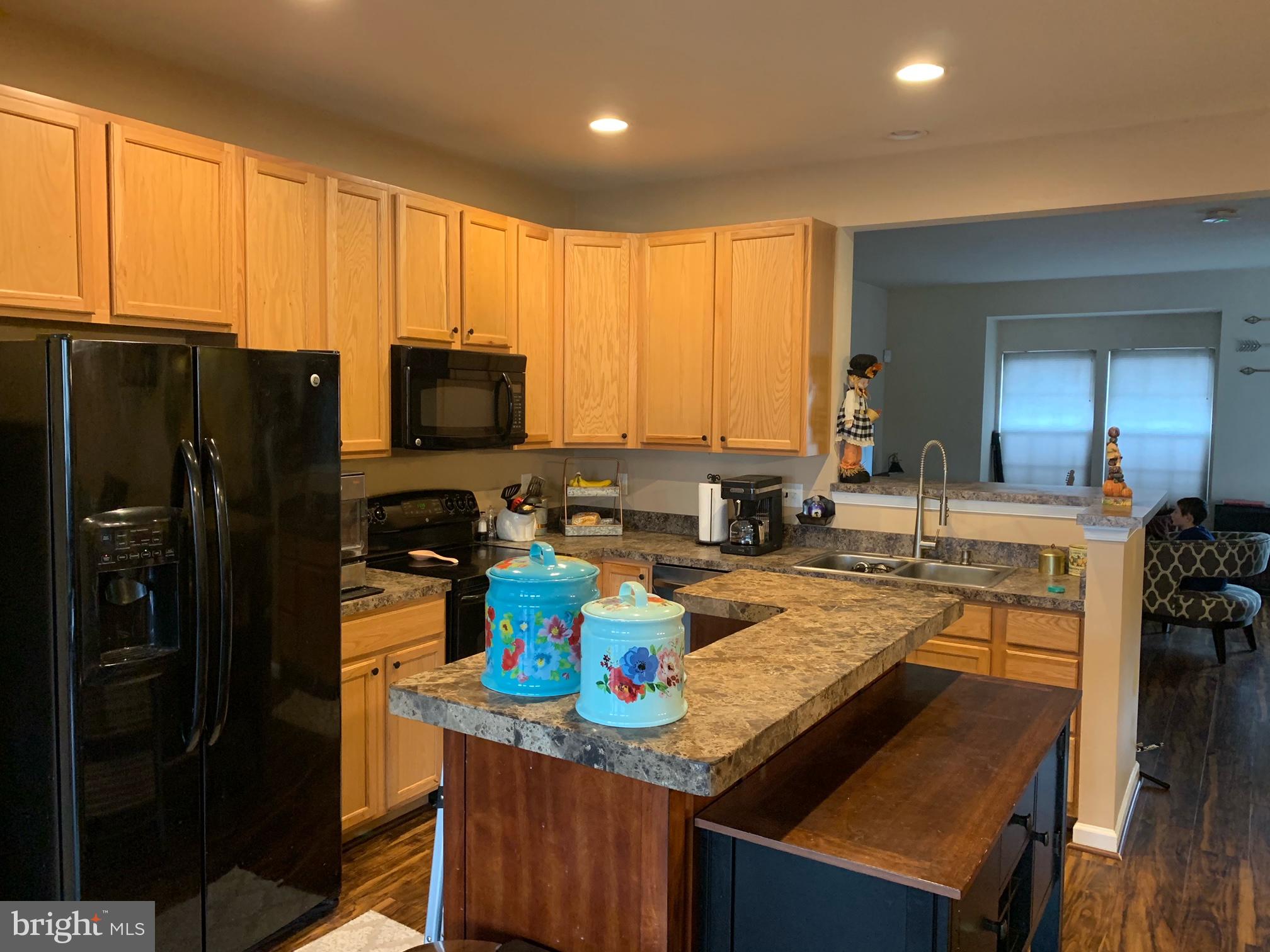 BROOKFIELD - Residential