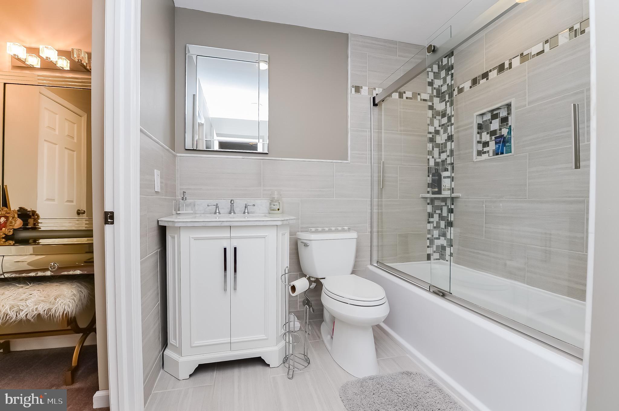 NESHAMINY VALLEY - Residential