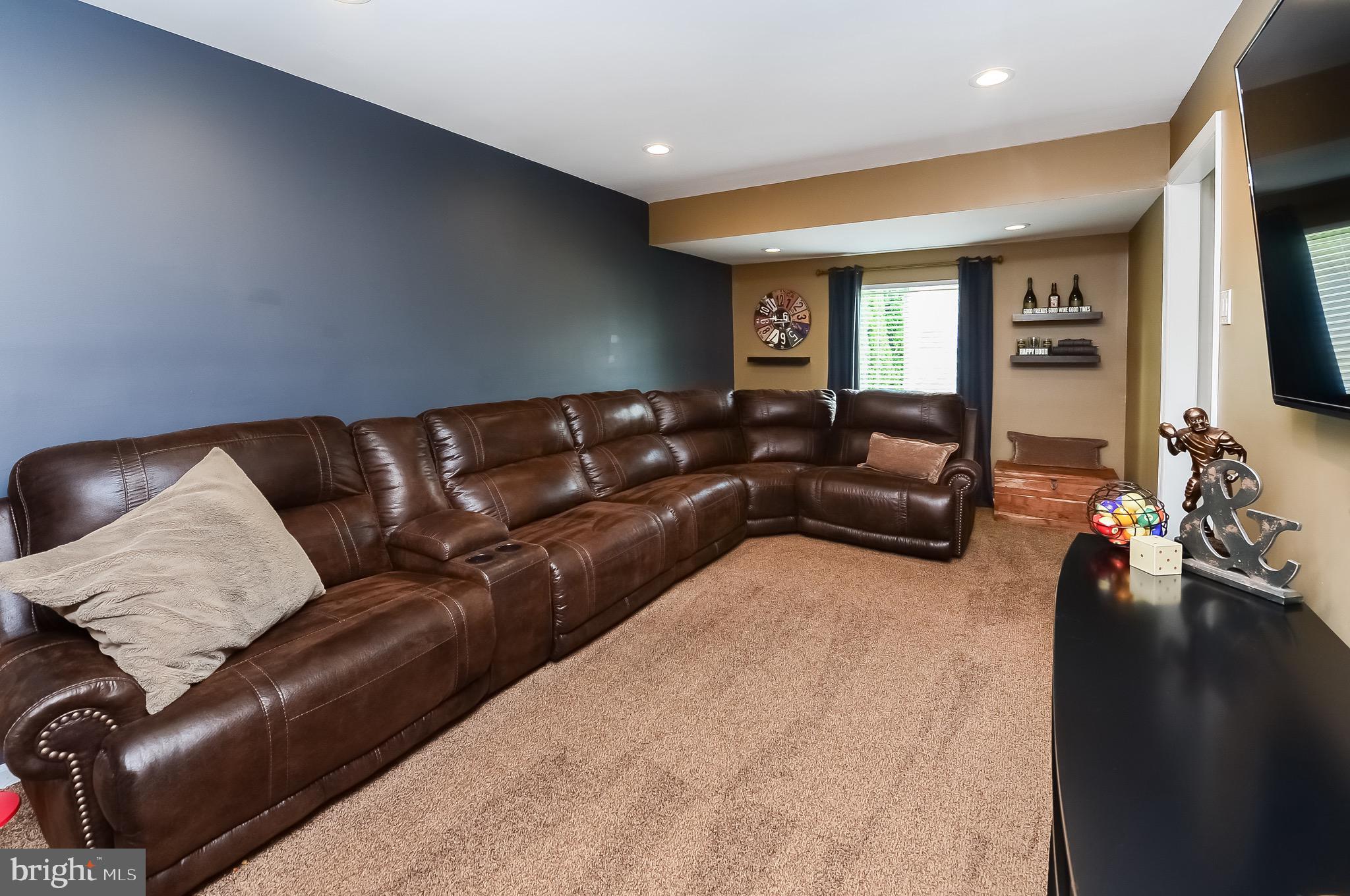 NESHAMINY VALLEY - Residential