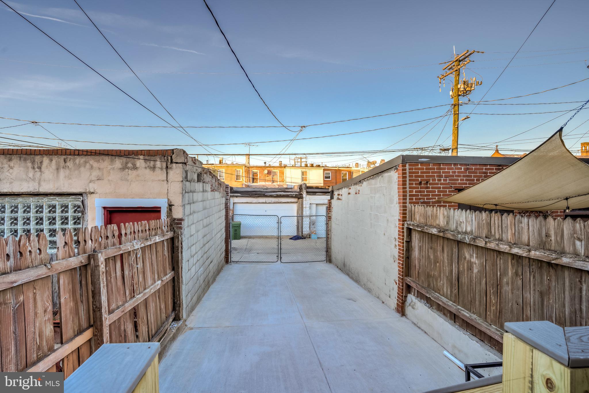 HIGHLANDTOWN - Residential