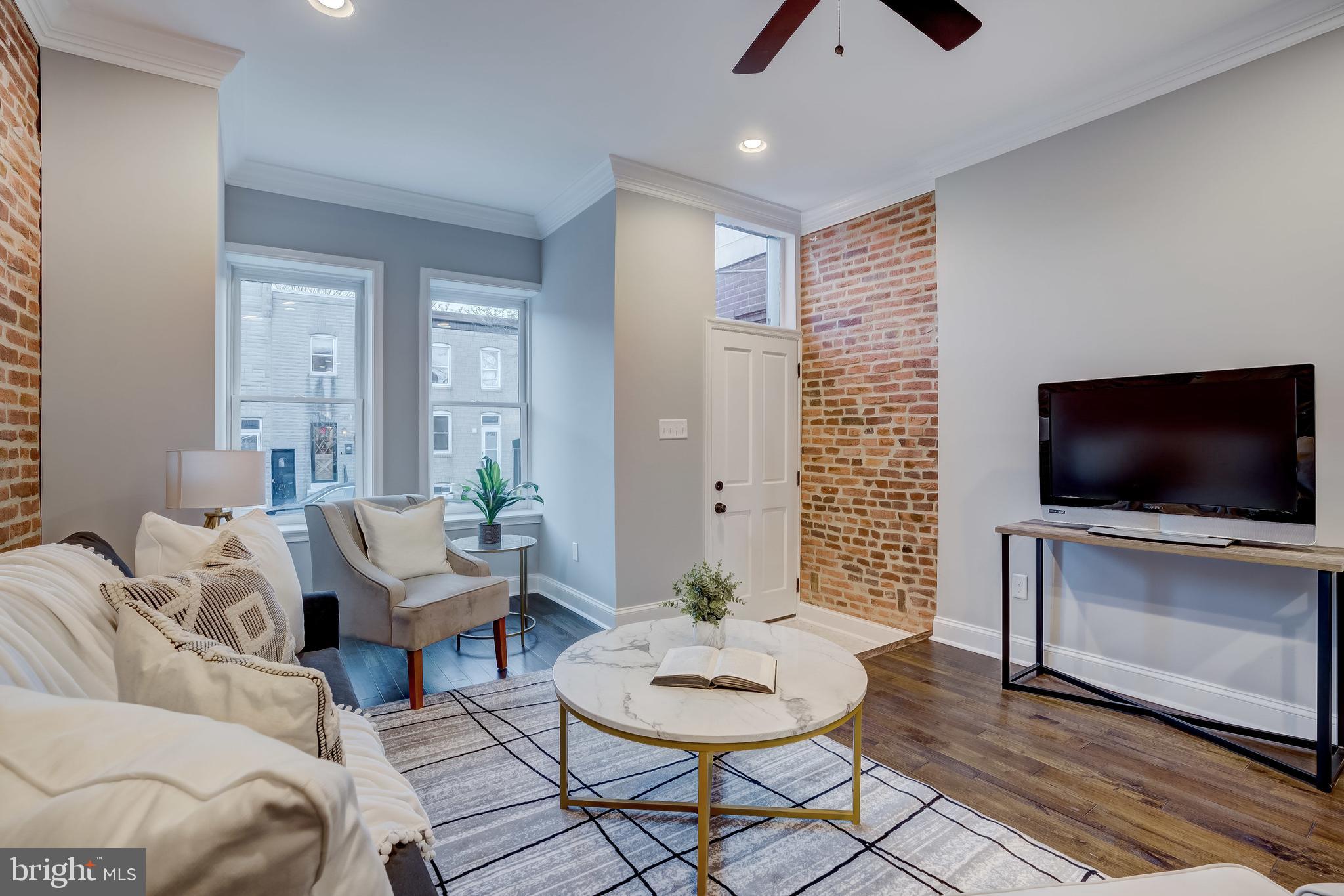 HIGHLANDTOWN - Residential